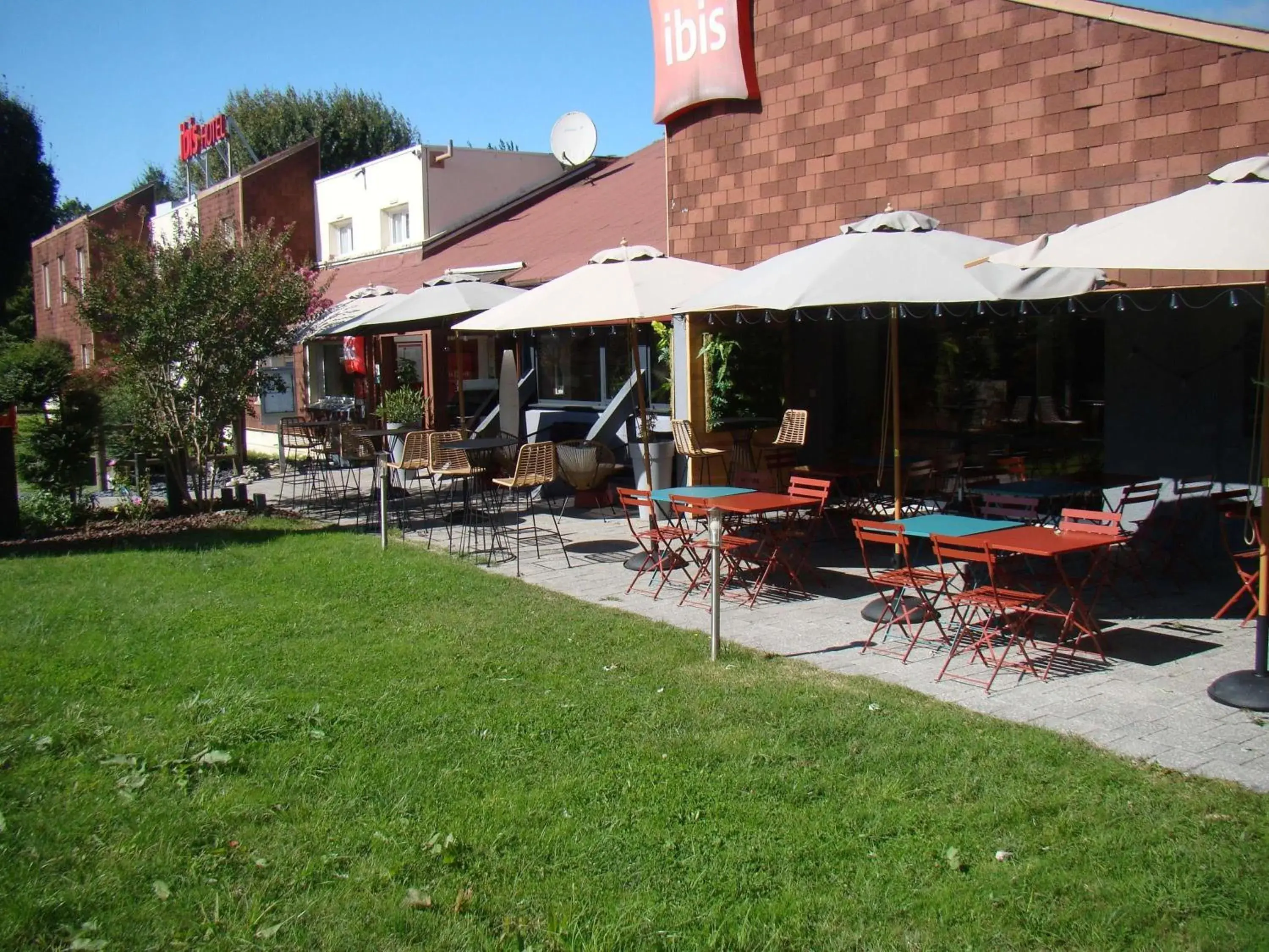 Property building in ibis Bourg en Bresse Property building in ibis Bourg en Bresse