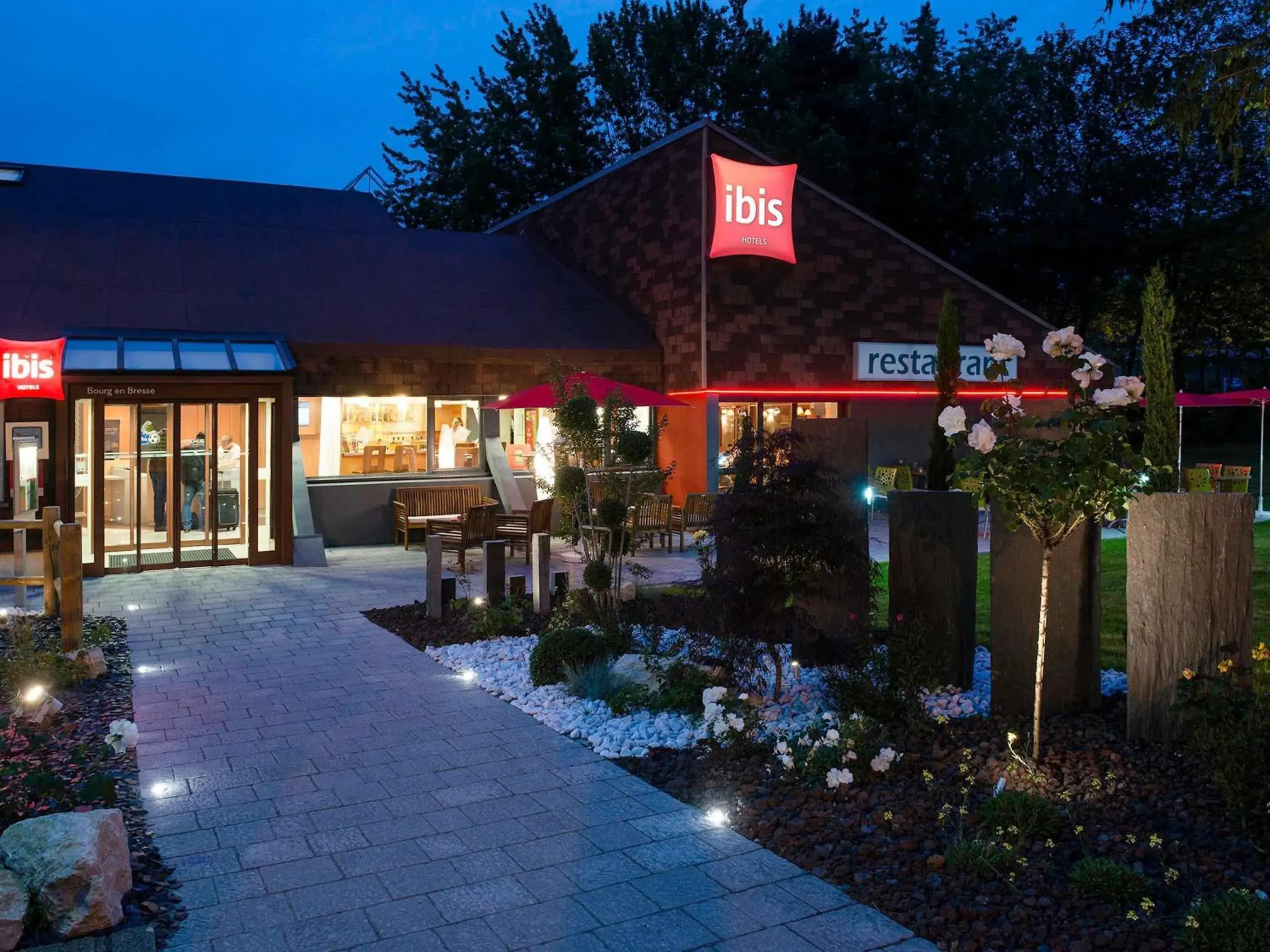 Property building in ibis Bourg en Bresse Property building in ibis Bourg en Bresse