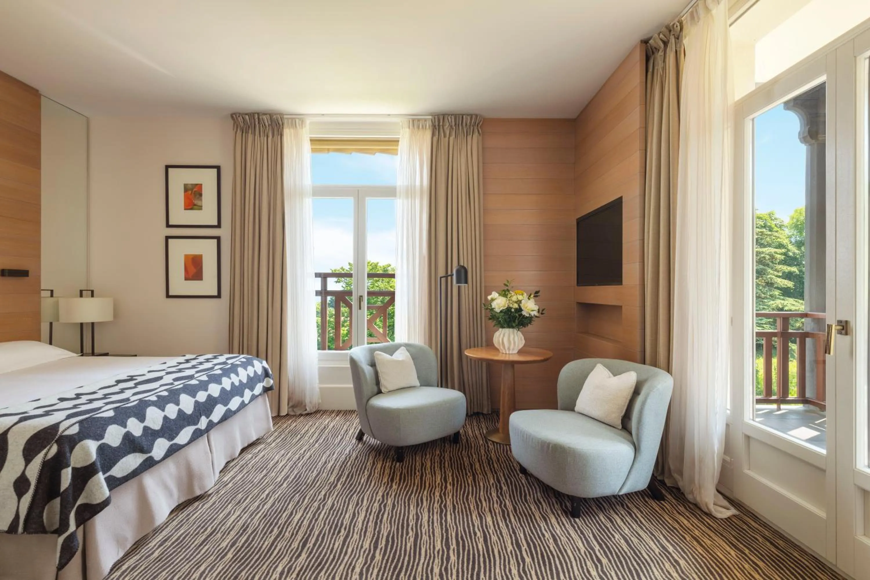 Bedroom, Bed in Hôtel Ermitage