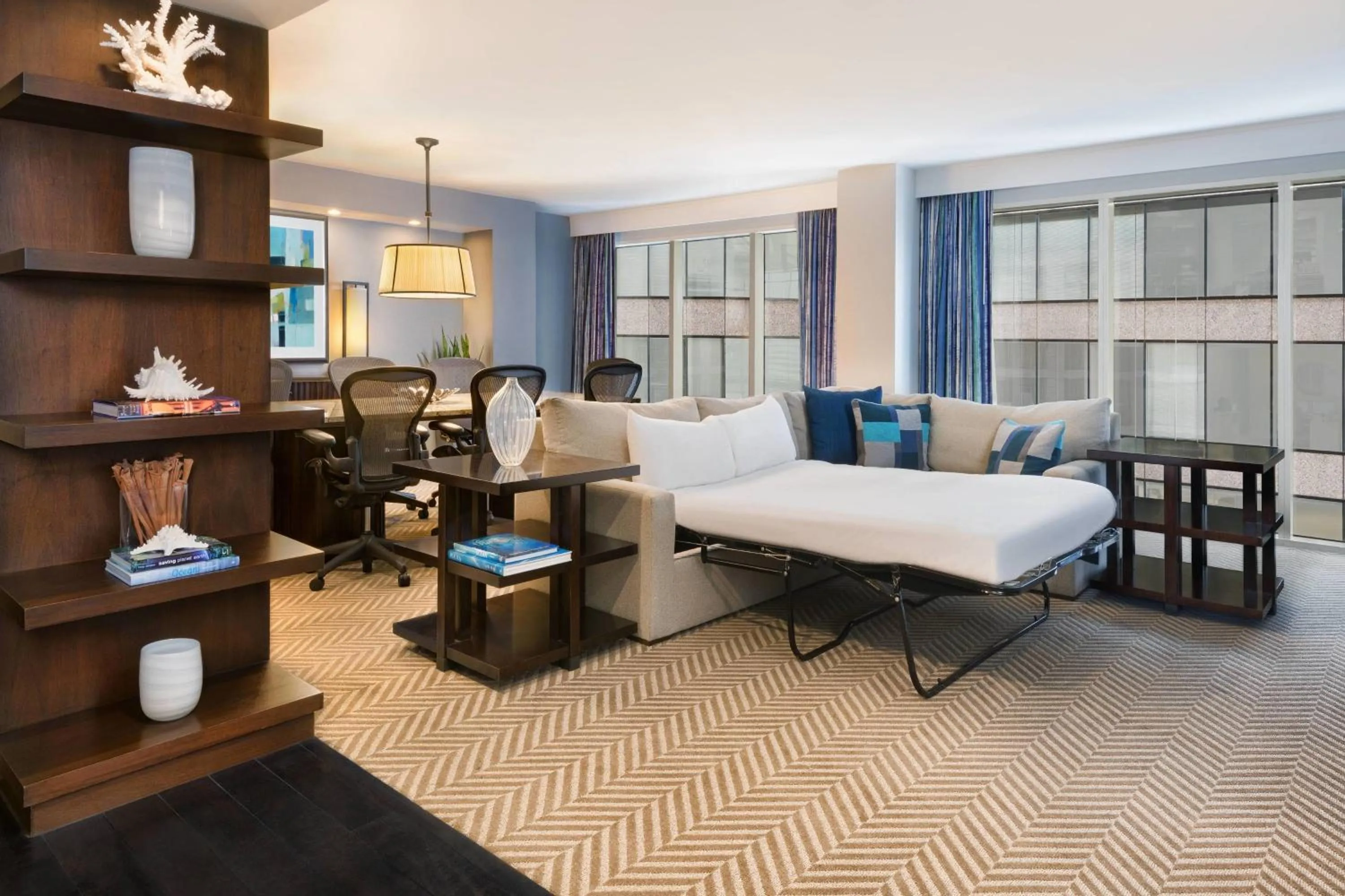 Photo of the whole room in The Westshore Grand, A Tribute Portfolio Hotel, Tampa