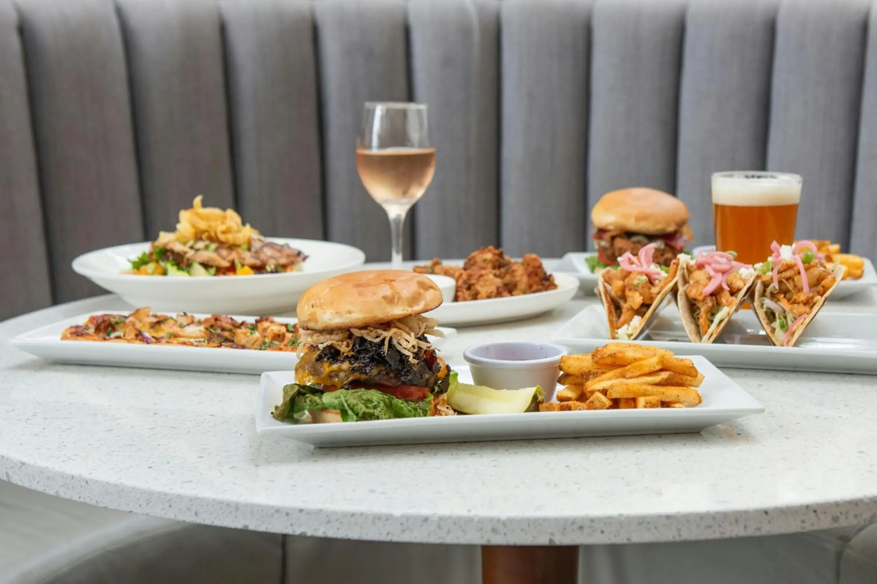 Lounge or bar in The Westshore Grand, A Tribute Portfolio Hotel, Tampa Lounge or bar in The Westshore Grand, A Tribute Portfolio Hotel, Tampa