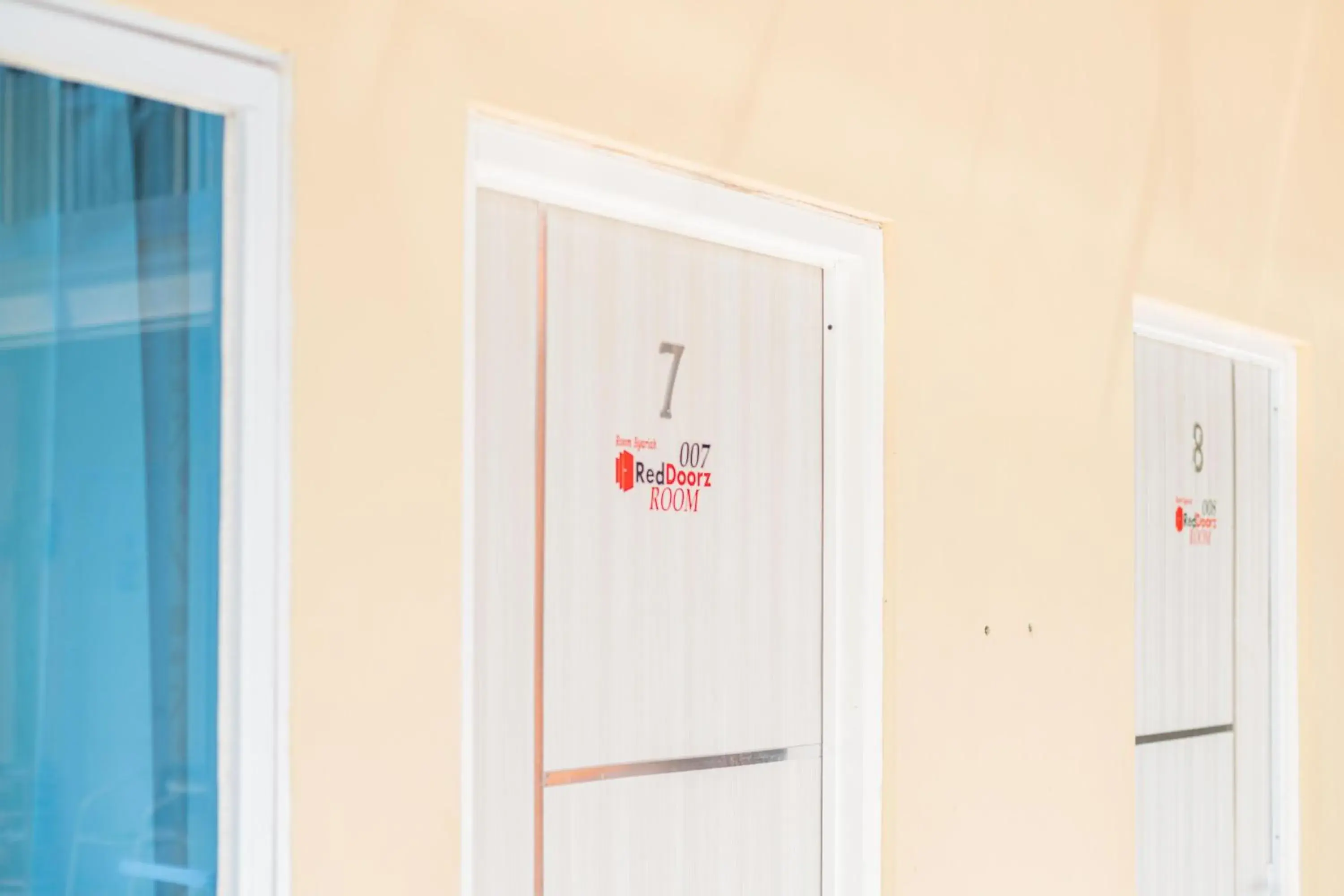 Property building in RedDoorz Syariah At Winong Nganjuk Property building in RedDoorz Syariah At Winong Nganjuk