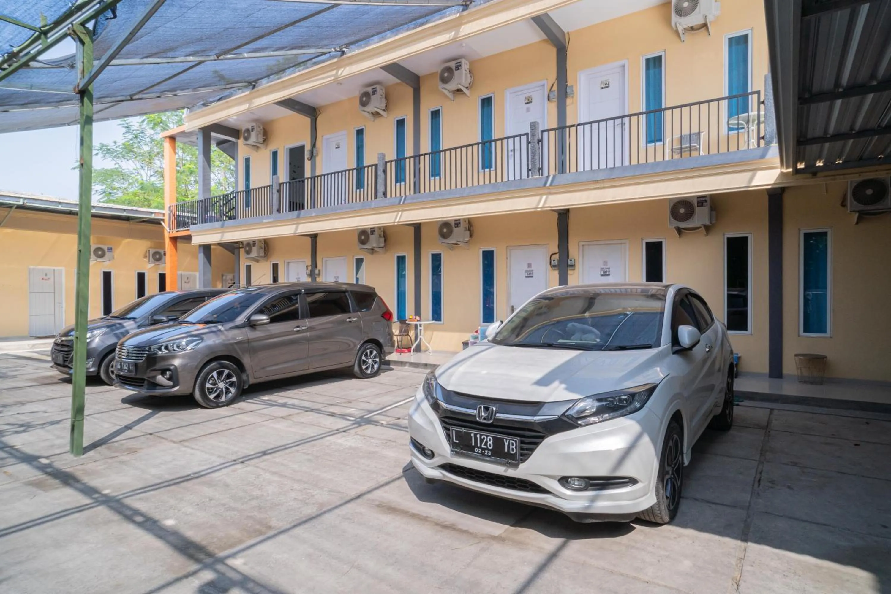 Parking in RedDoorz Syariah At Winong Nganjuk