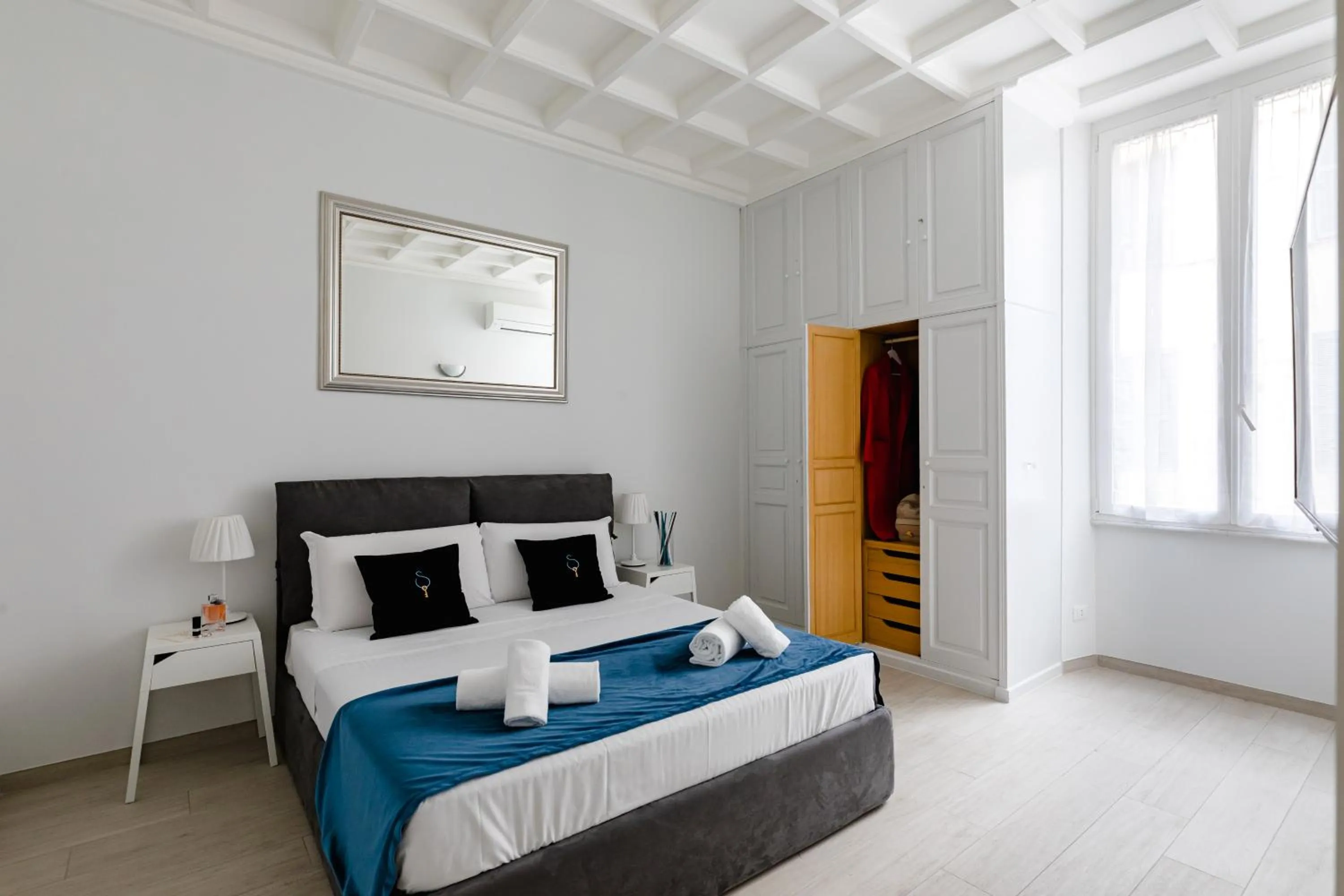 Bedroom, Bed in A World Aparts - 61 Margutta