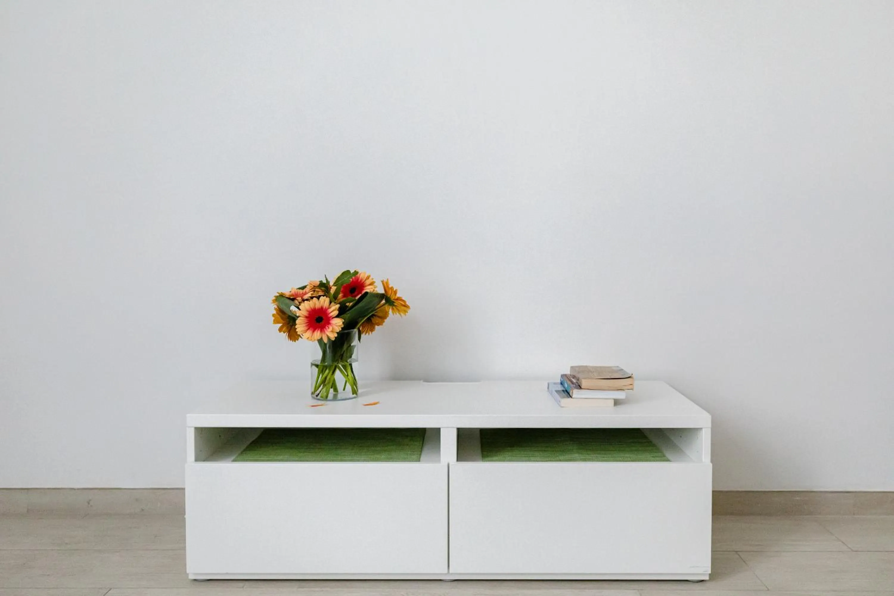 Communal lounge/ TV room in A World Aparts - 61 Margutta