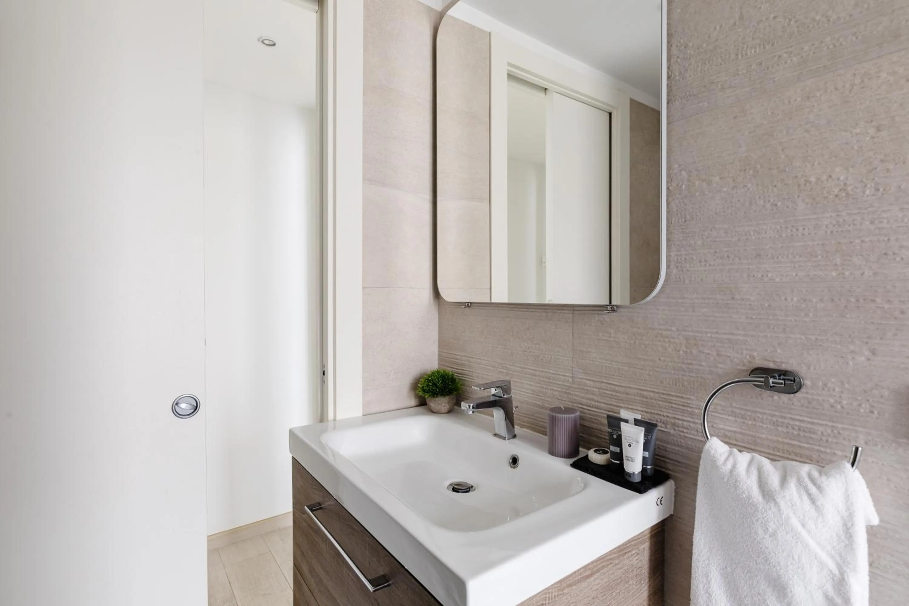 Bathroom in A World Aparts - 61 Margutta