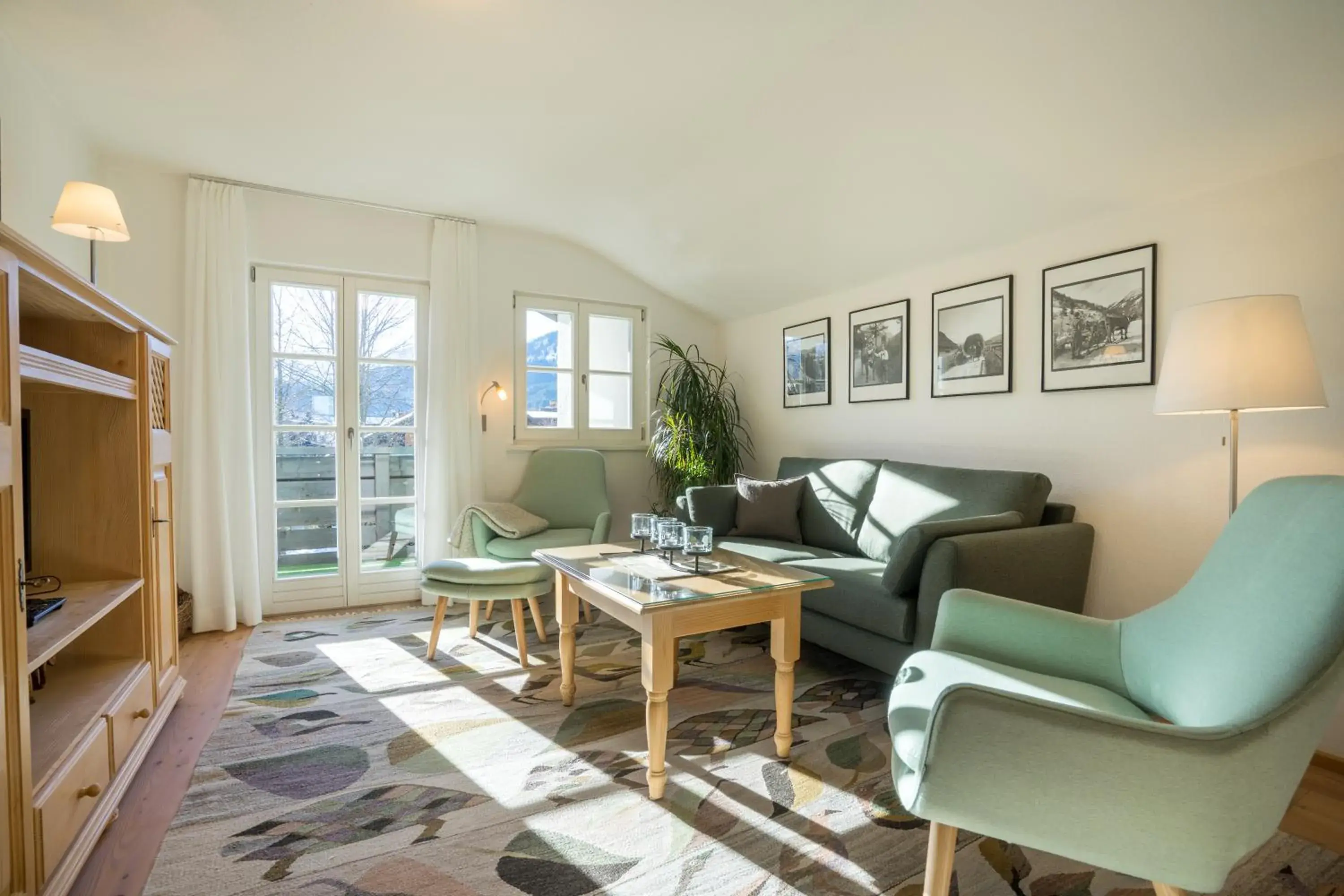 Ferienwohnungen Alpentraum - Haus Karin Ferienwohnungen Alpentraum - Haus Karin
