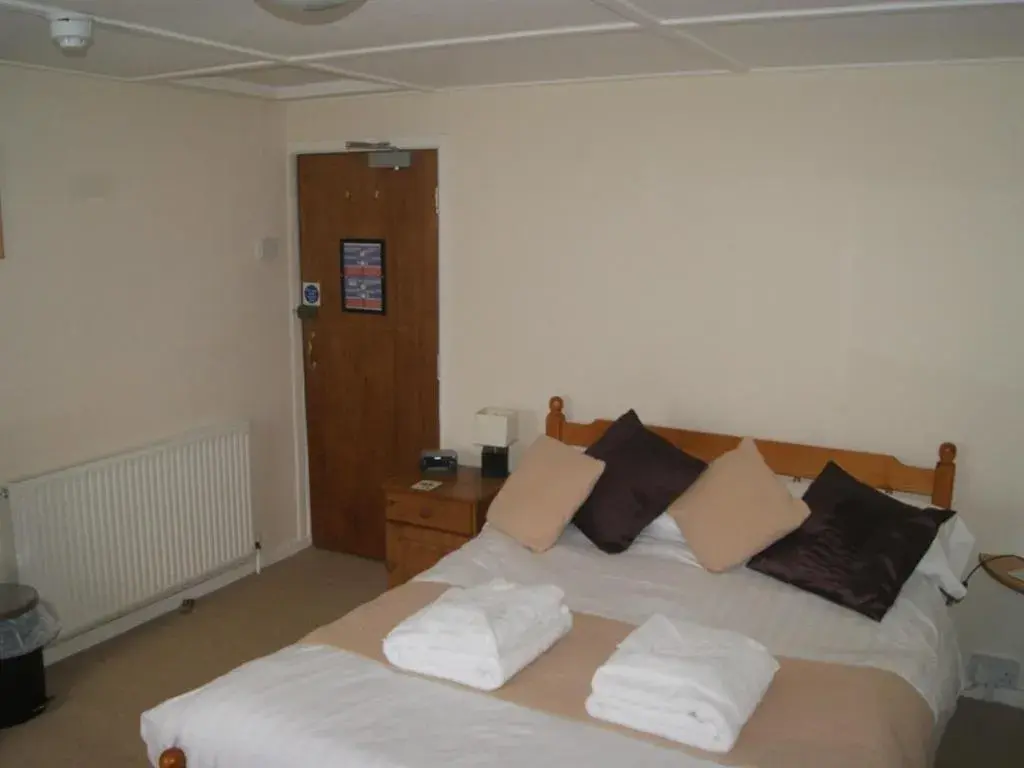 Bedroom in King's Arms Bedroom in King's Arms