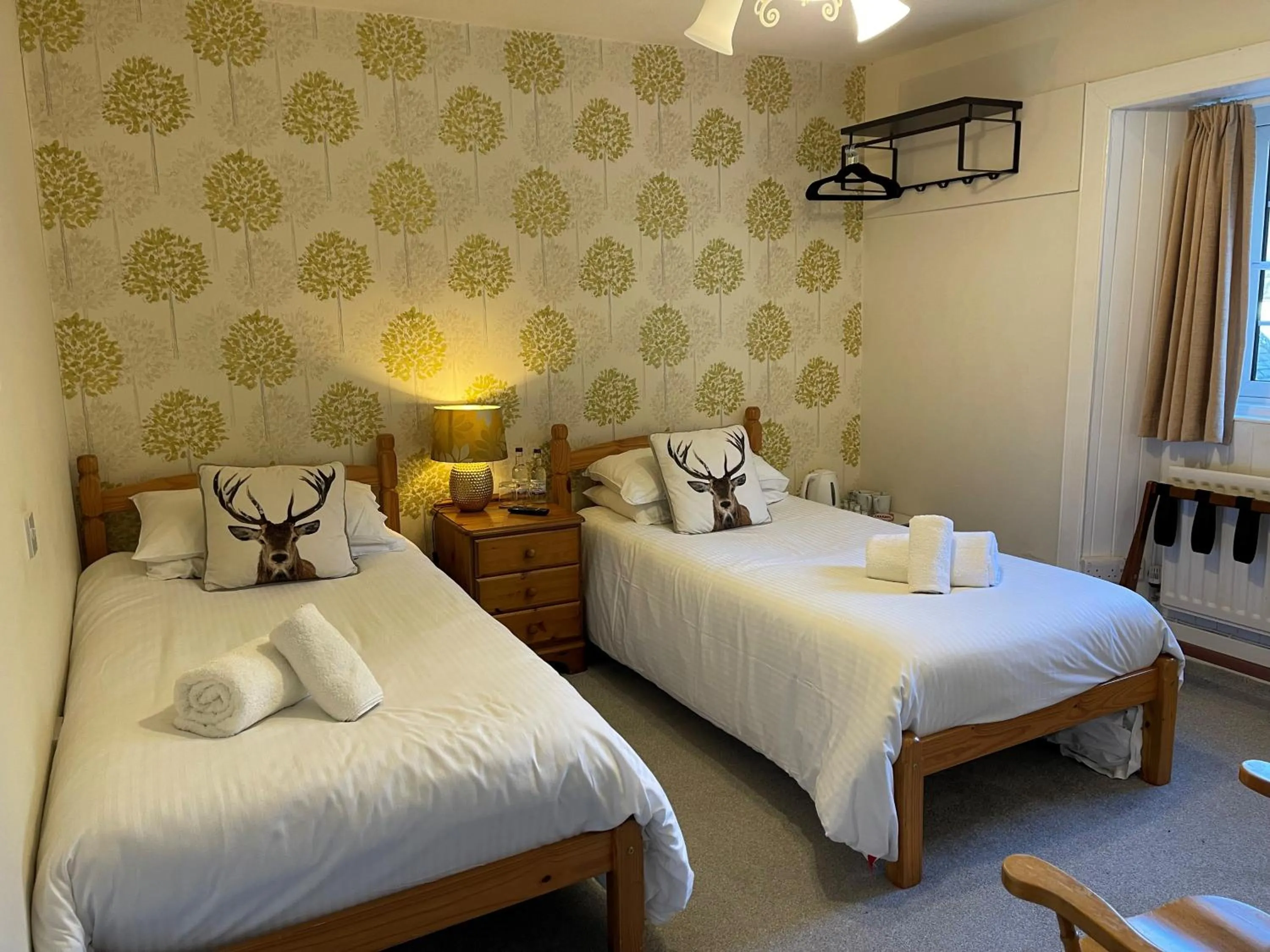 Bedroom, Bed in The Strontian Hotel