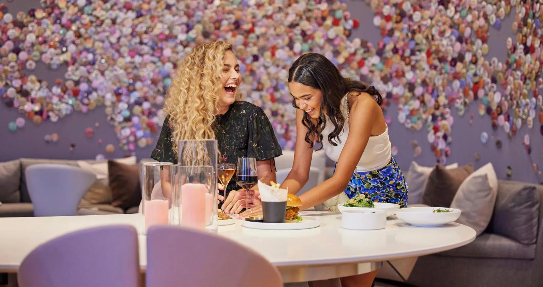 Restaurant/places to eat in Hotel Zena Washington DC