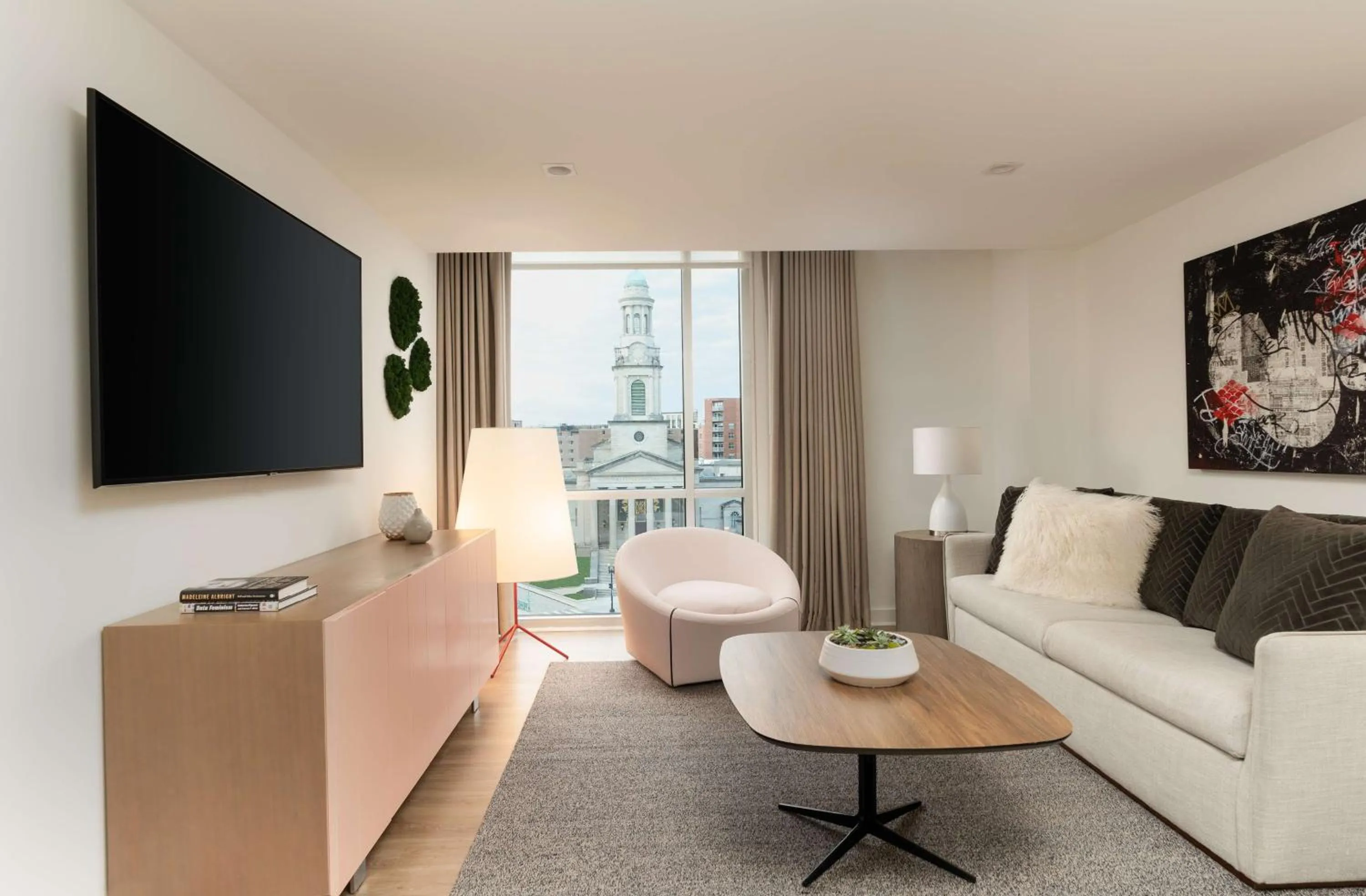 Photo of the whole room in Hotel Zena Washington DC