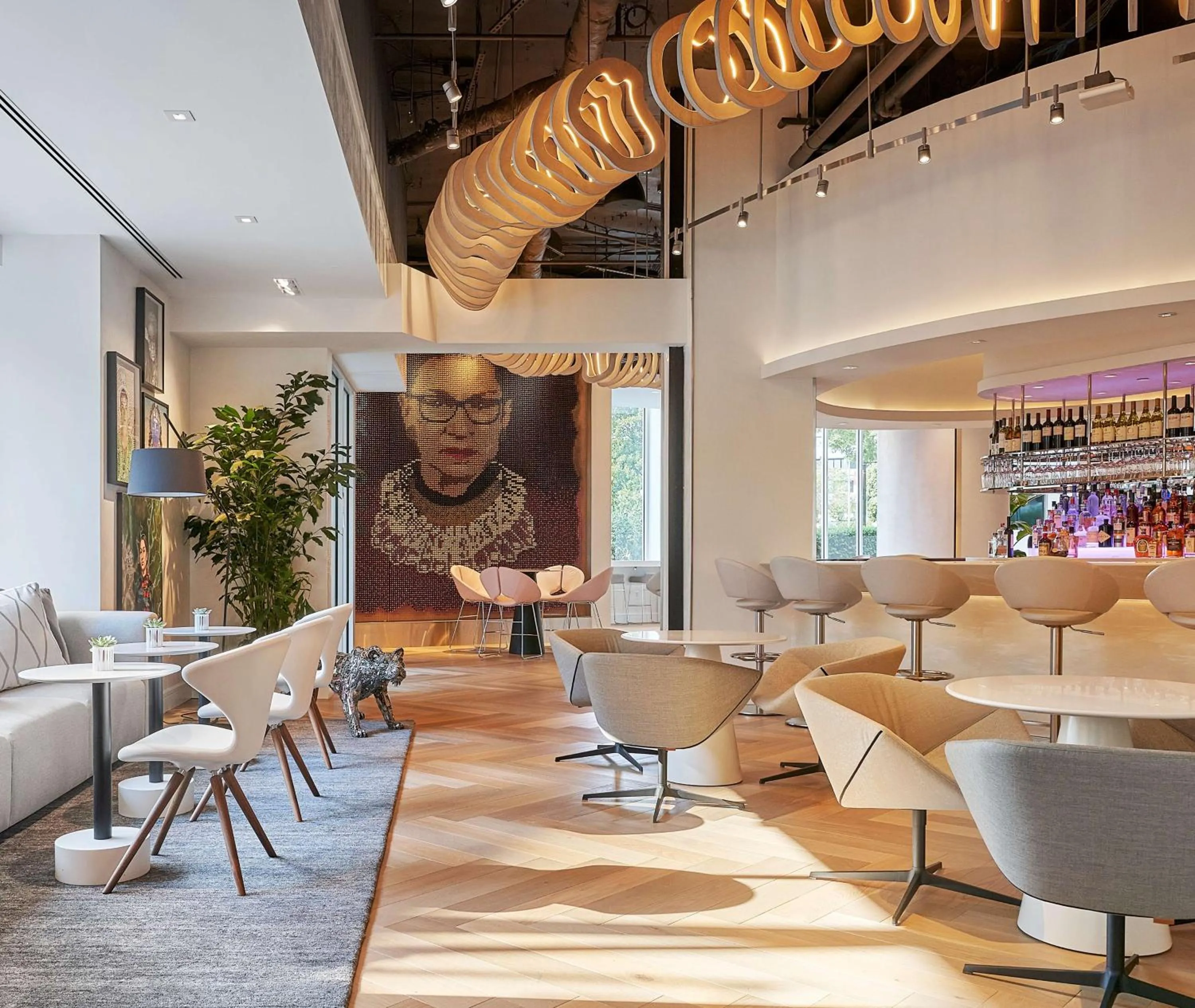 Lounge or bar in Hotel Zena Washington DC