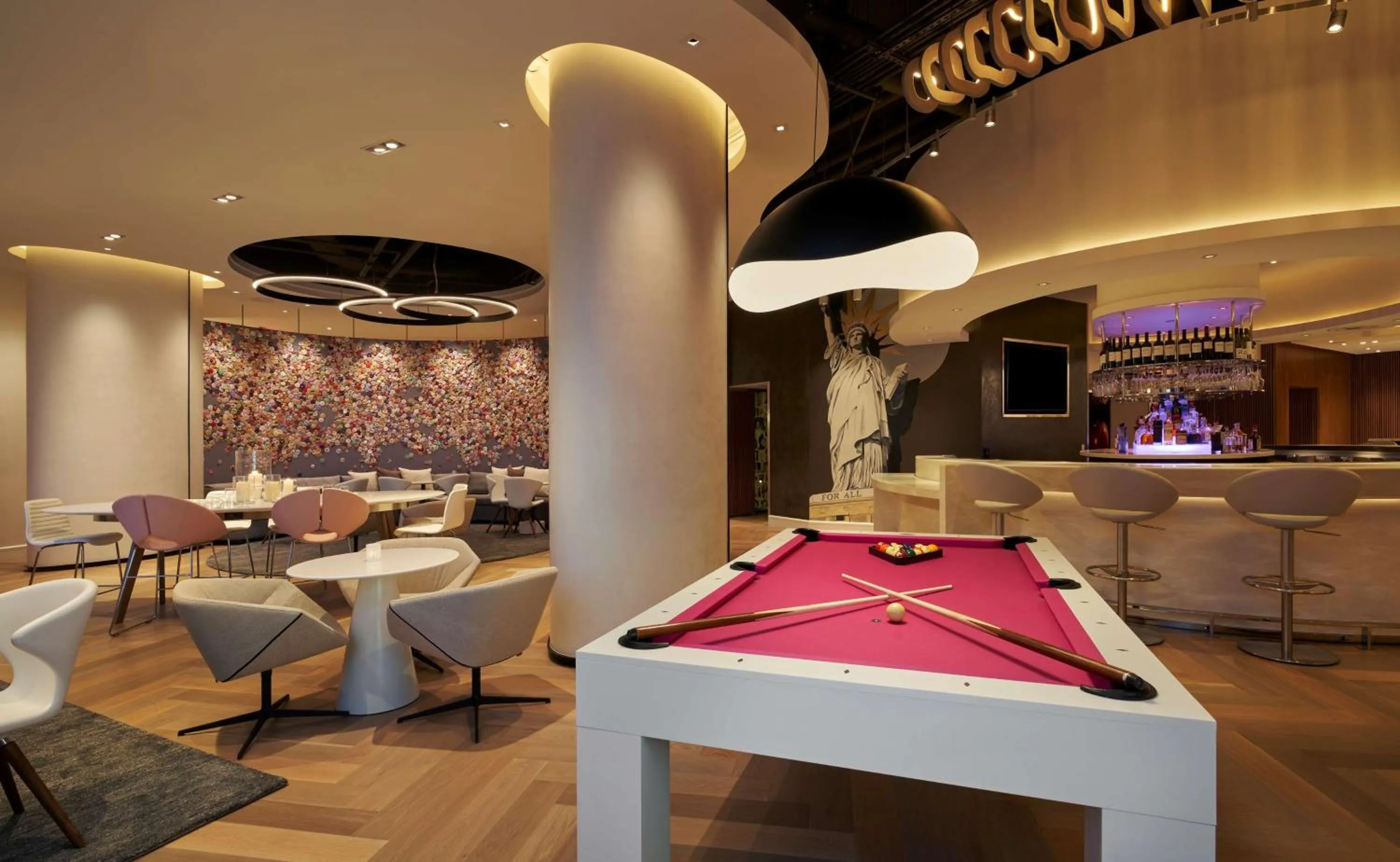 Lounge or bar in Hotel Zena Washington DC