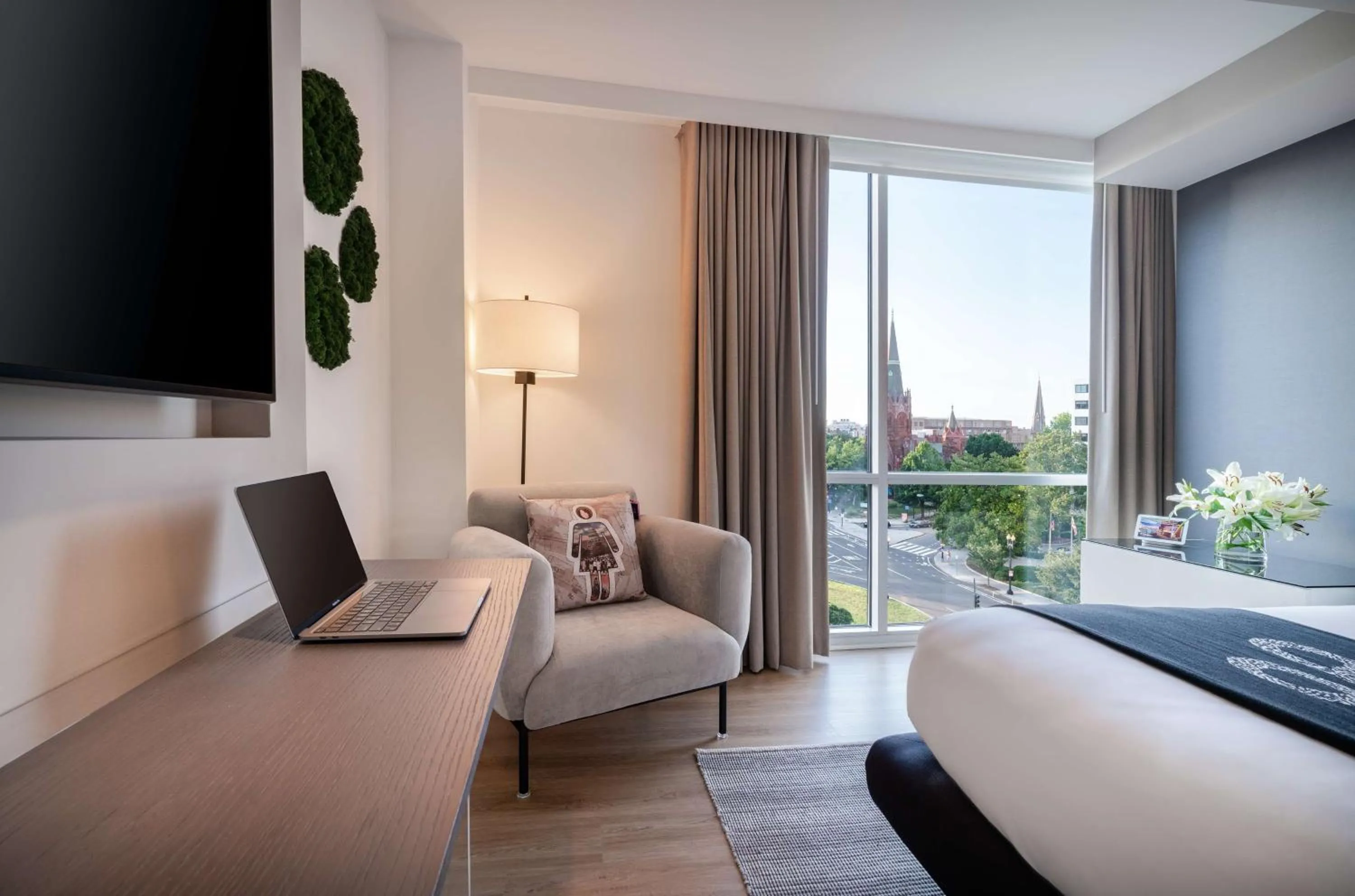 Bedroom, Bed in Hotel Zena Washington DC