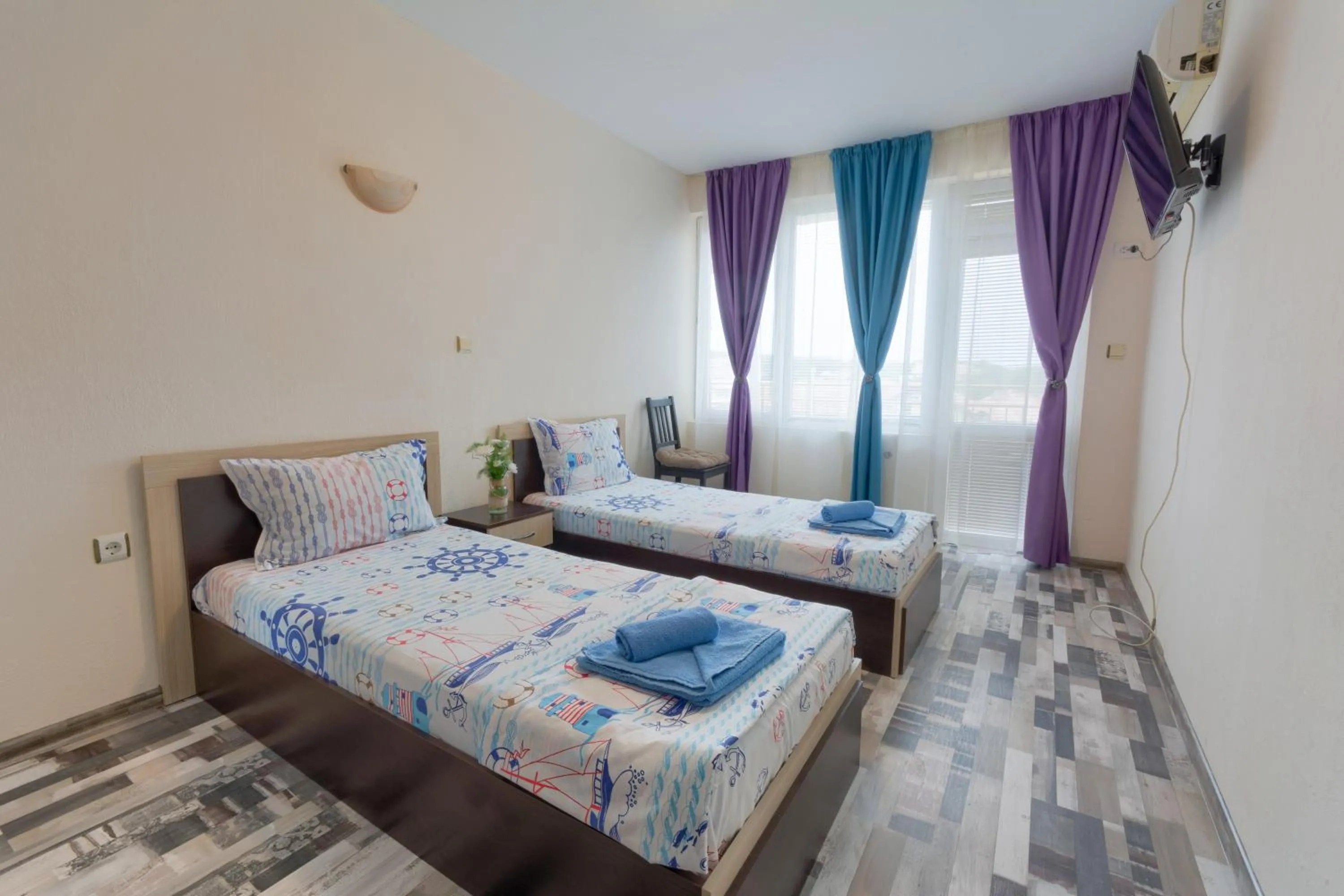 Kazlarov Guest House