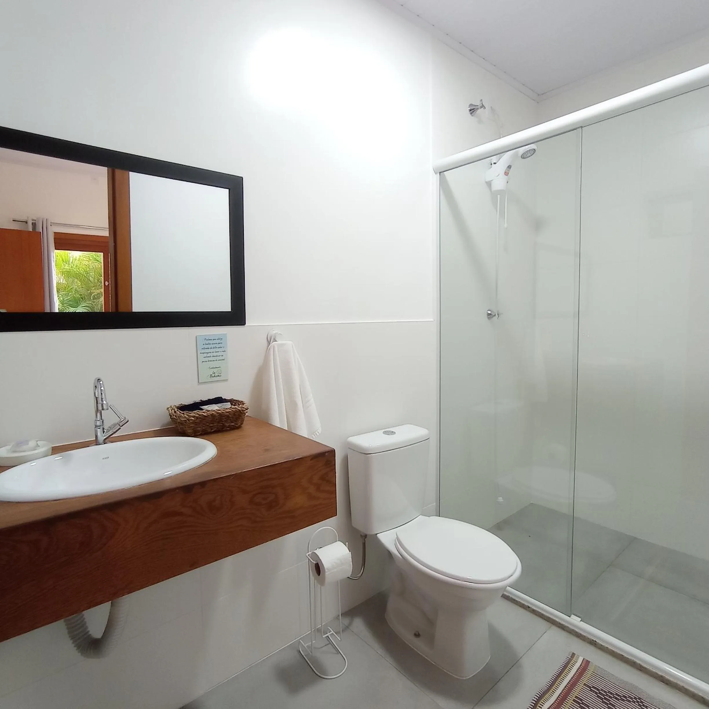 Bathroom in Pousada la Boheme Guarda do Embaú - SC