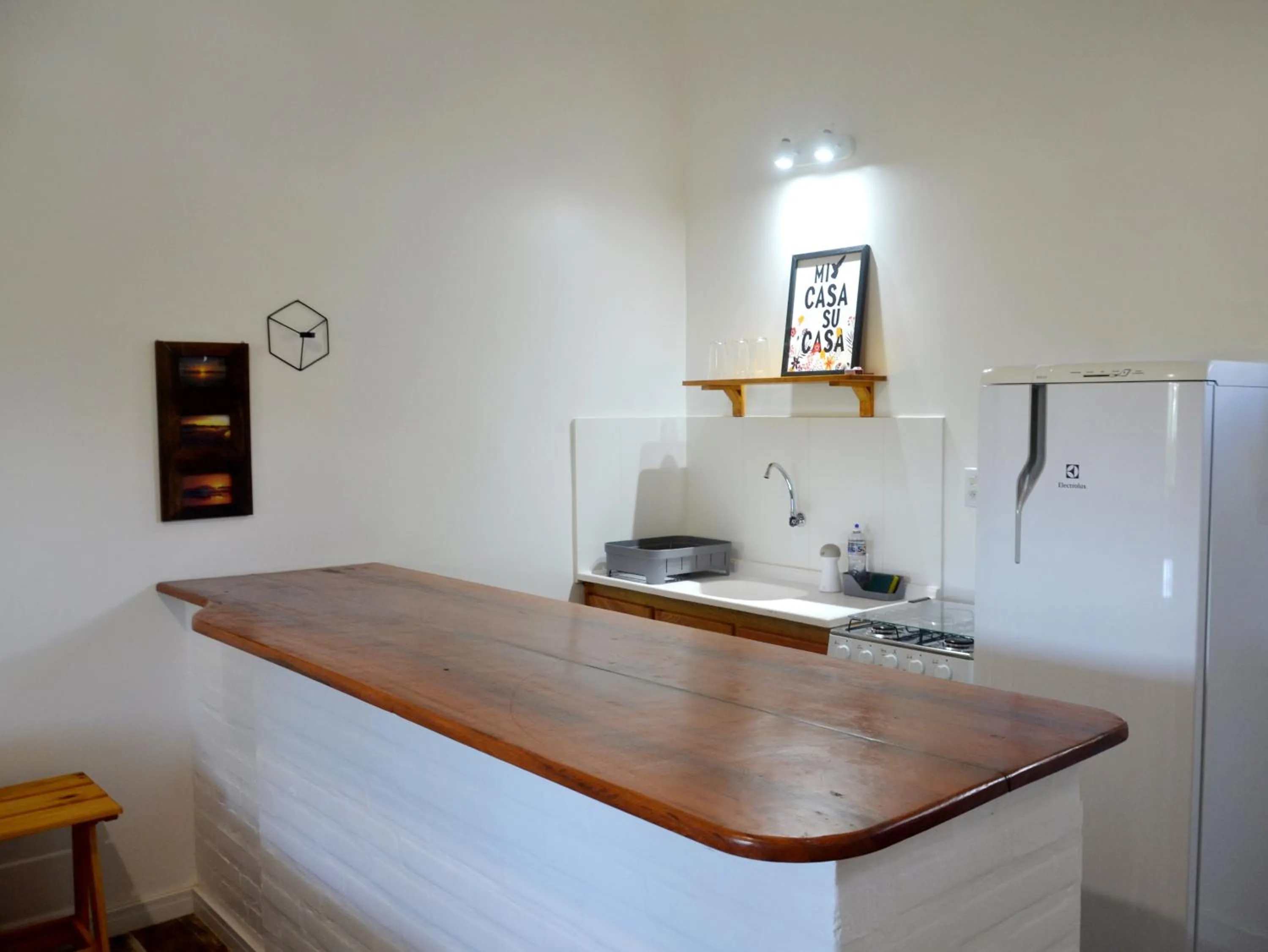 Kitchen or kitchenette in Pousada la Boheme Guarda do Embaú - SC