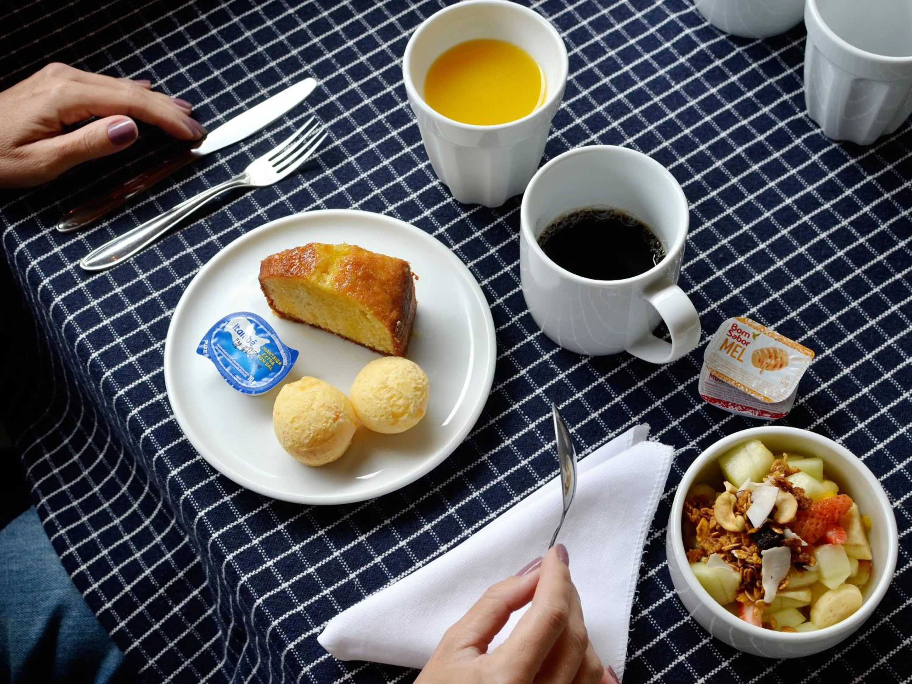 Continental breakfast in Pousada la Boheme Guarda do Embaú - SC
