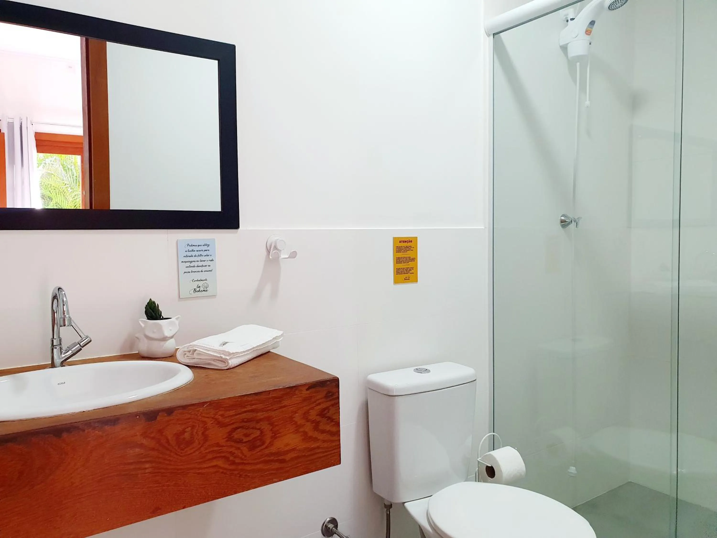 Bathroom in Pousada la Boheme Guarda do Embaú - SC