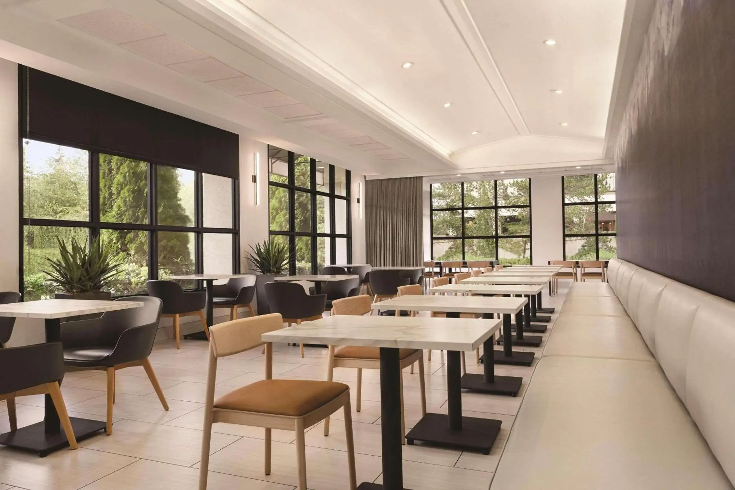 Breakfast in Radisson Hotel Seattle Airport Breakfast in Radisson Hotel Seattle Airport