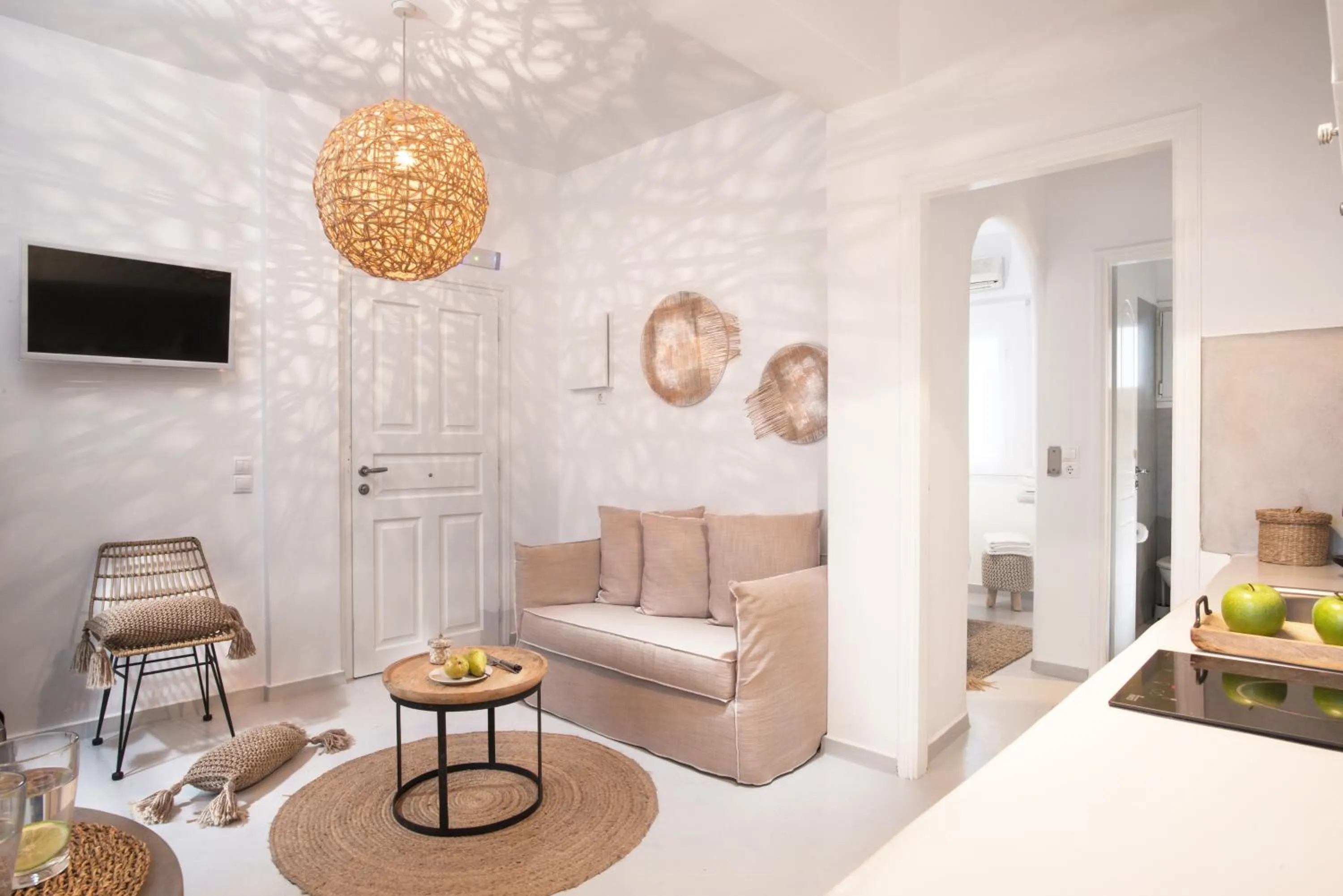 Living room, Bed in Perla Suites - Delmar Collection