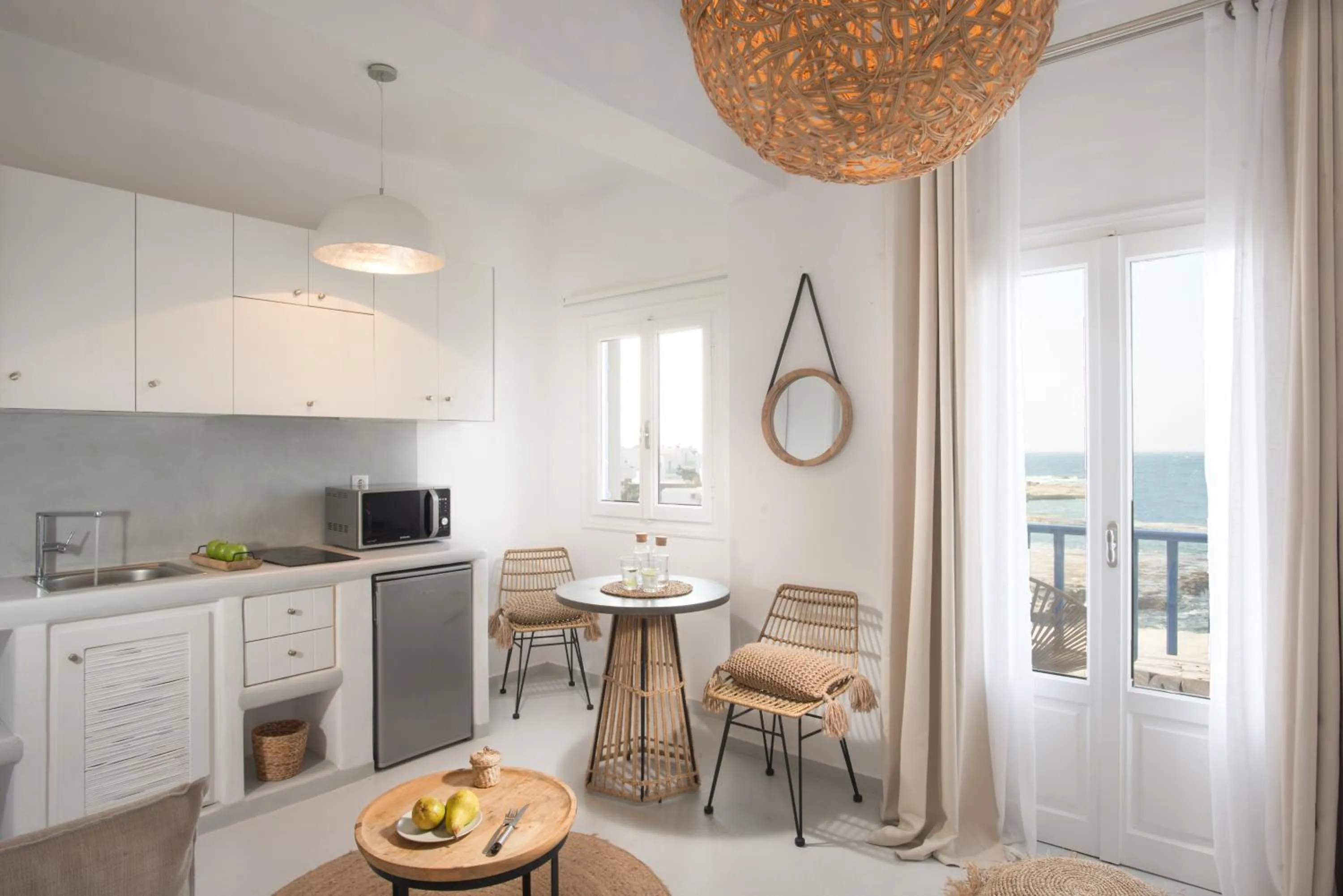 Kitchen or kitchenette in Perla Suites - Delmar Collection