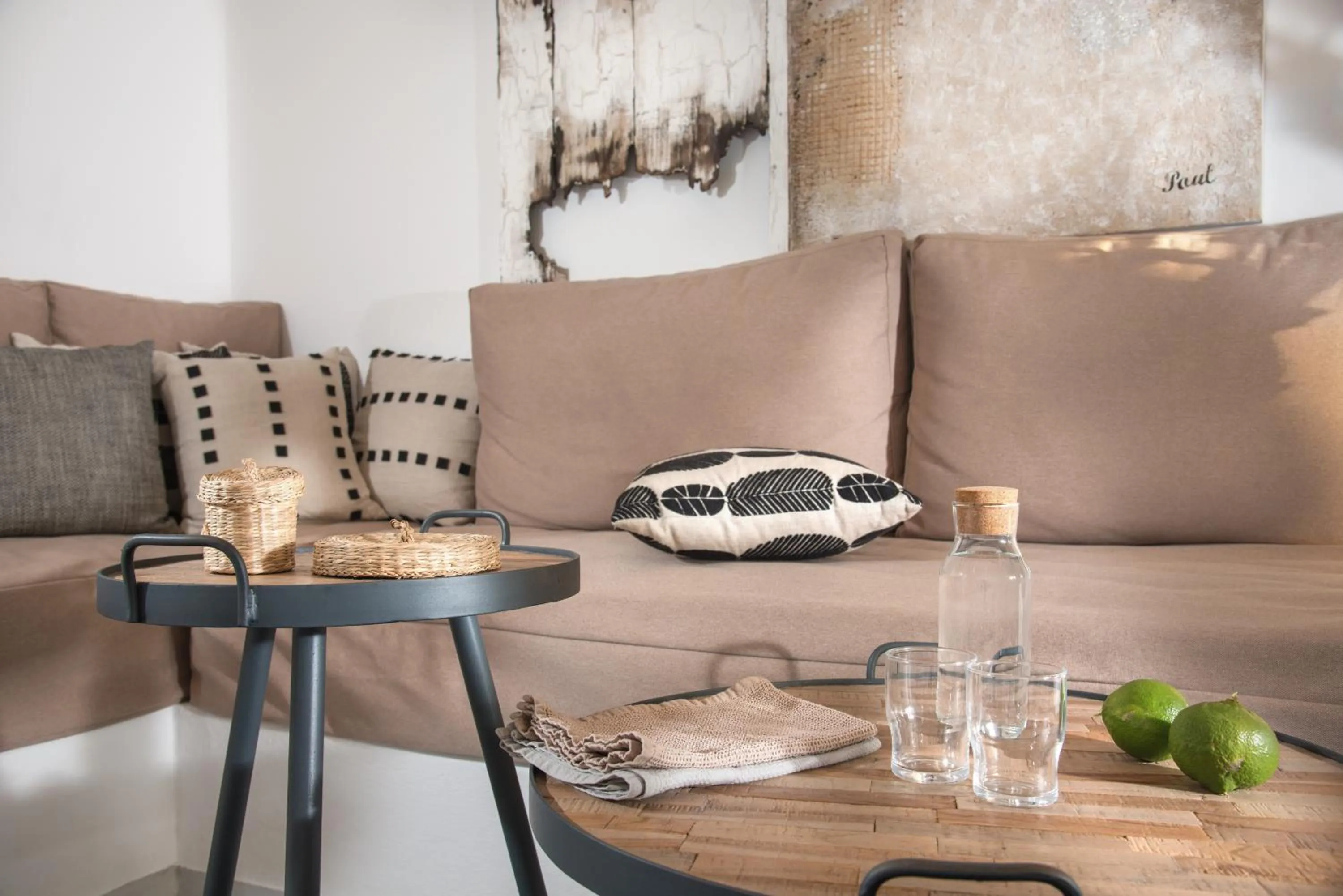 Living room in Perla Suites - Delmar Collection