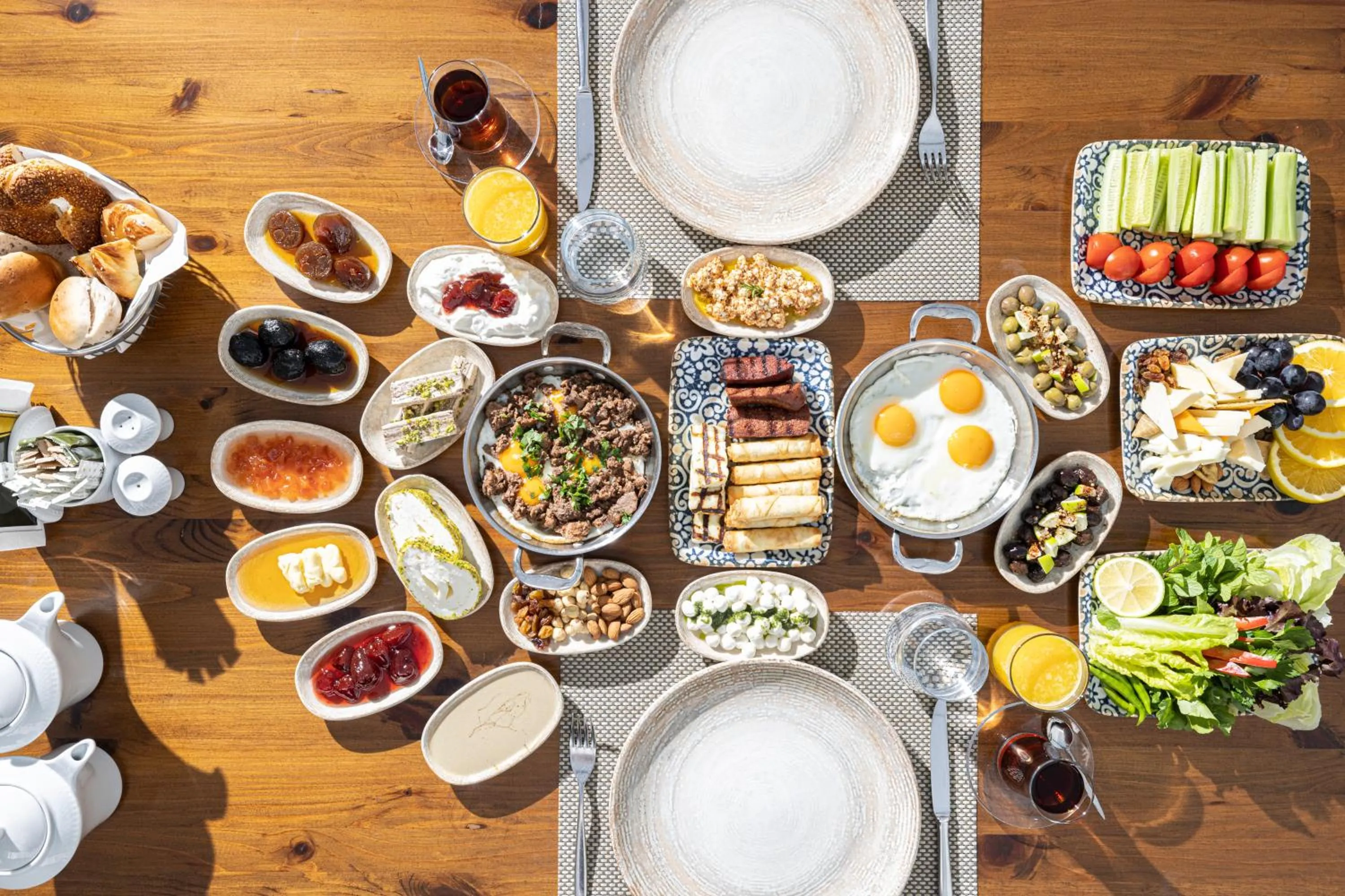 Food and drinks in Grand Pasha Lefkosa Hotel & Casino