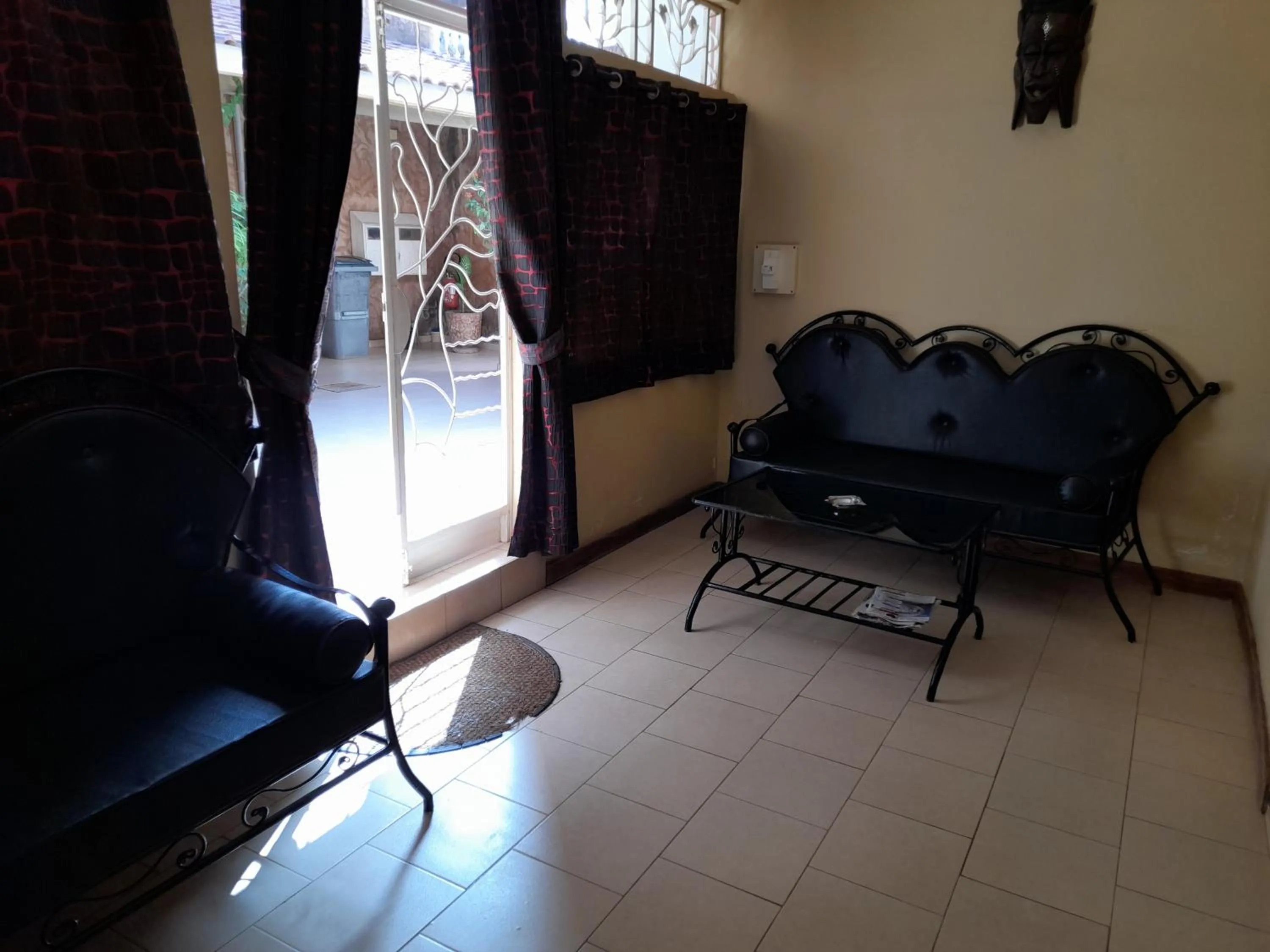 Double Room with Patio in Auberge Le Baobab