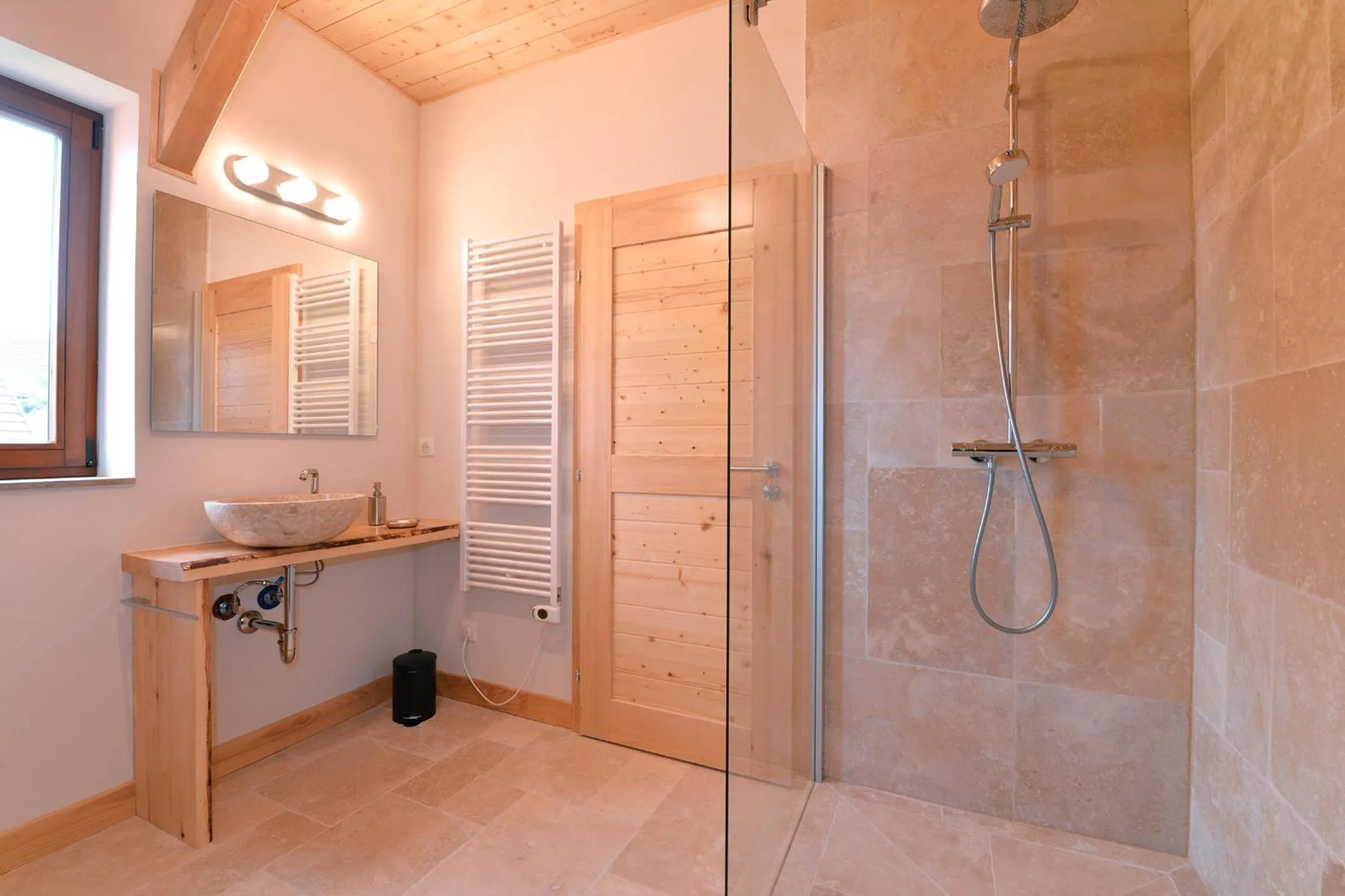 Bathroom in Les Granges Modernes