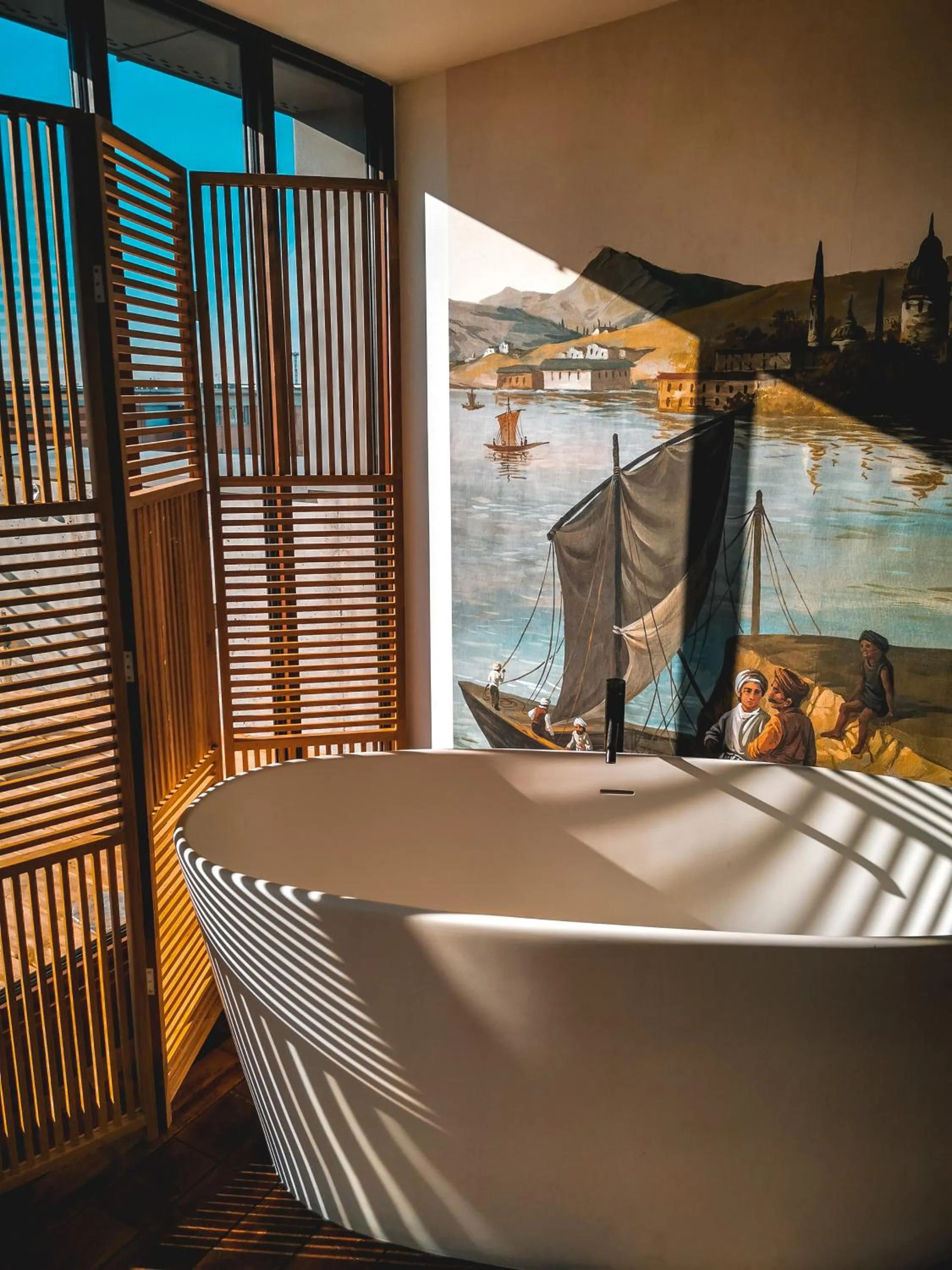 Bedroom in Hotel La Zoologie & Spa Bordeaux