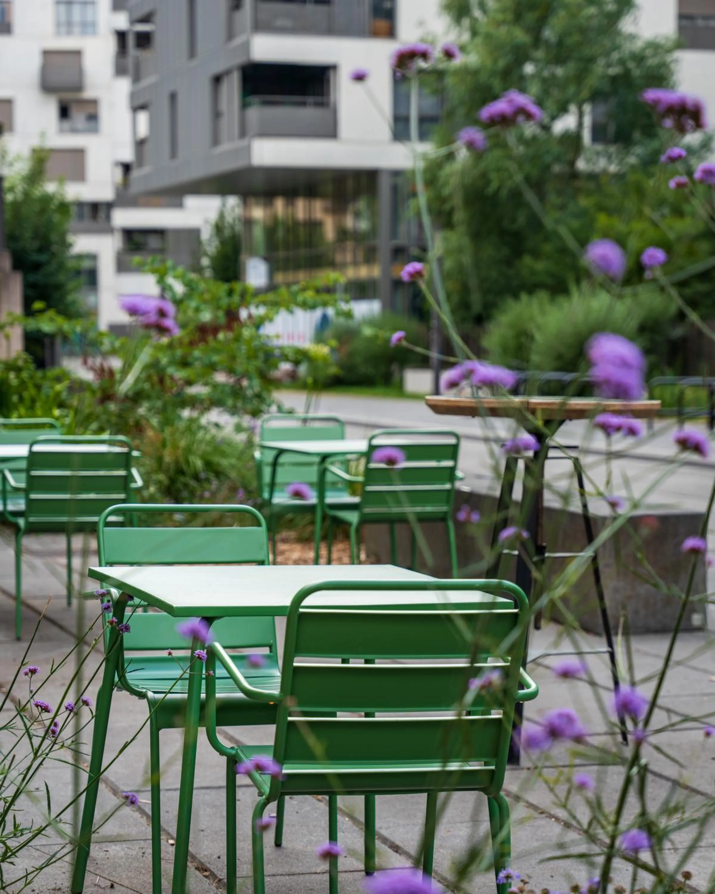 Restaurant/places to eat in Hotel La Zoologie & Spa Bordeaux