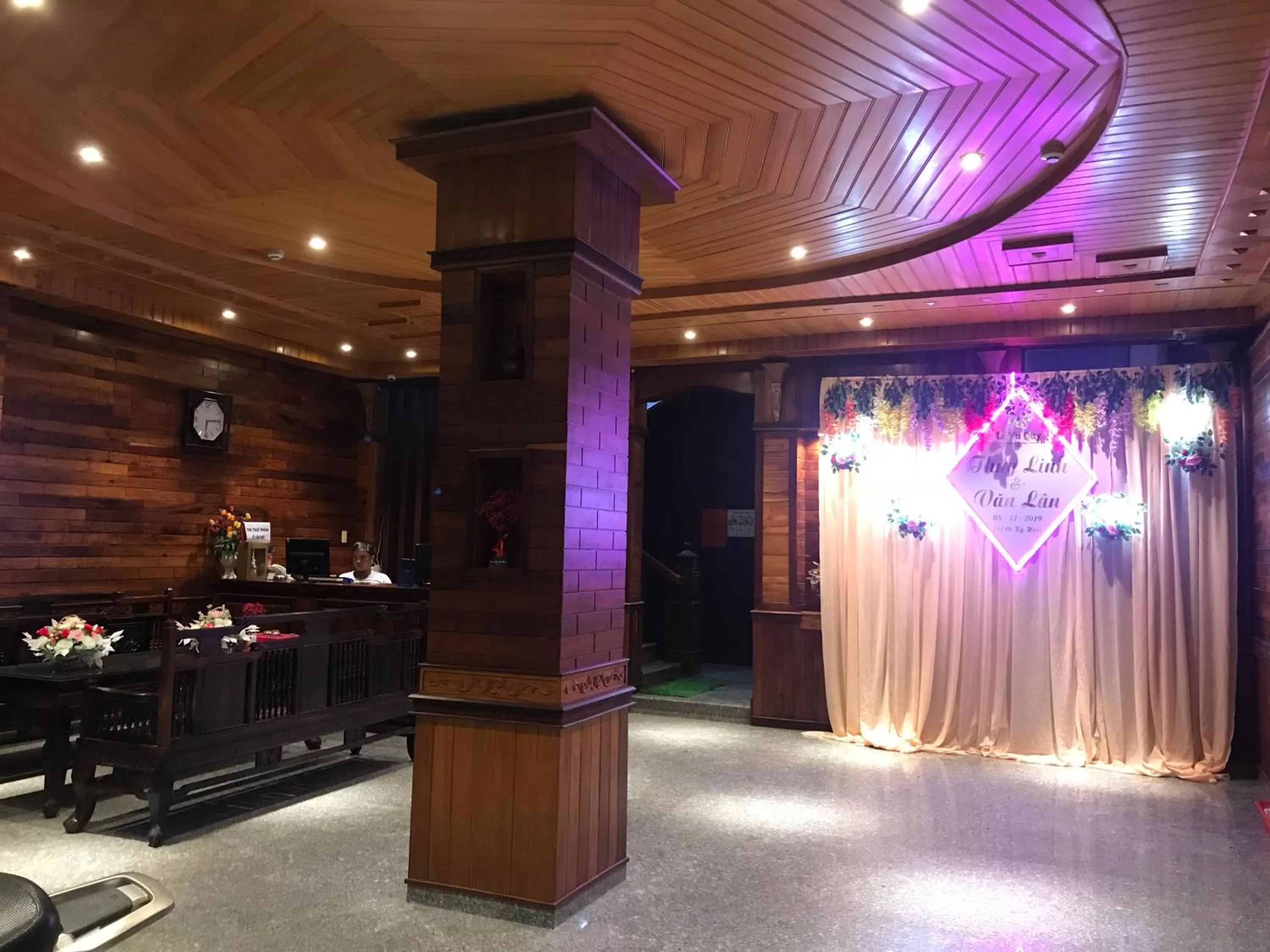 Seating area in Salyna Motel