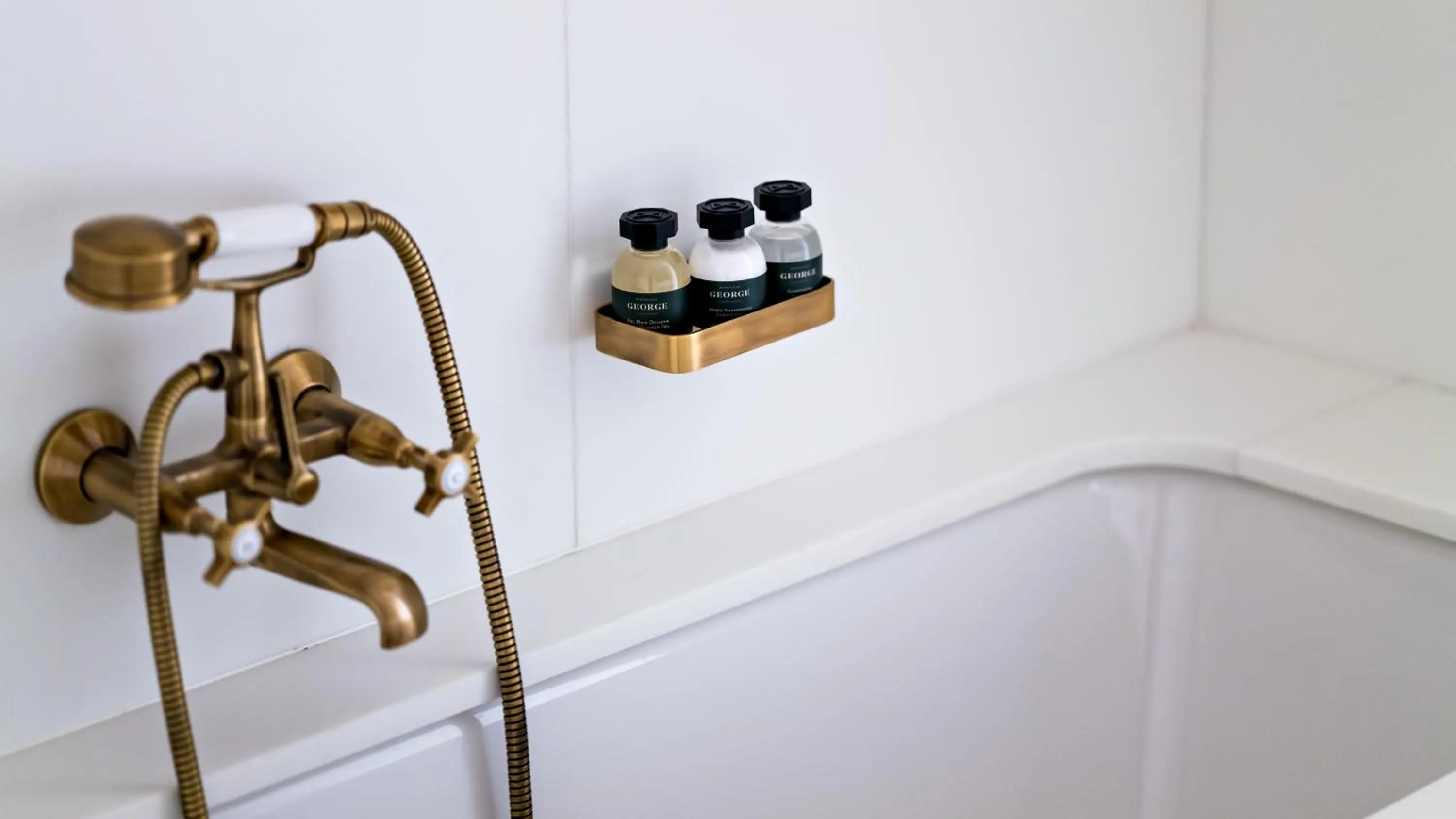 Bathroom in Monsieur George Hotel & Spa - Champs-Elysées