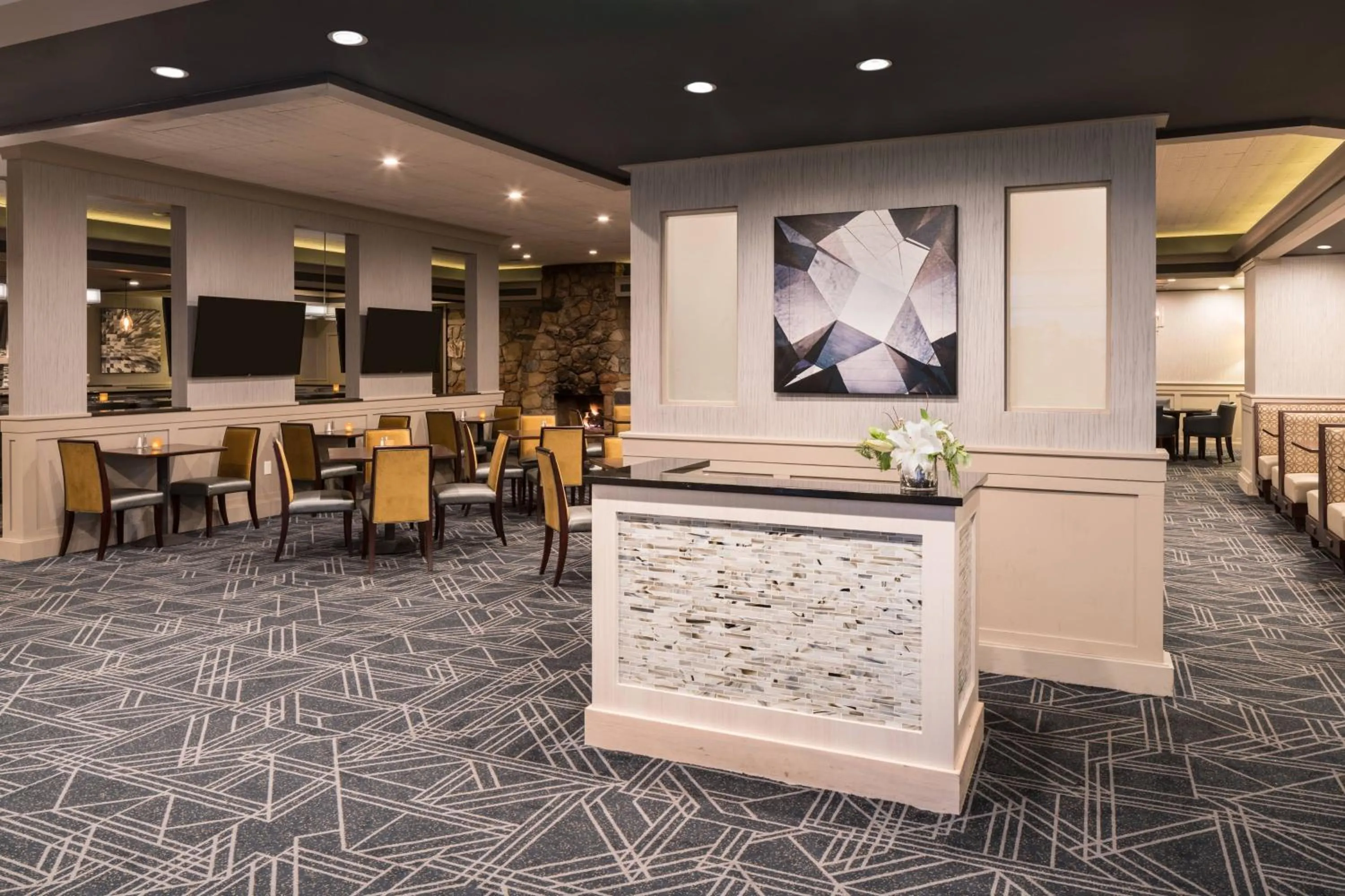 Restaurant/places to eat in Sheraton Salt Lake City