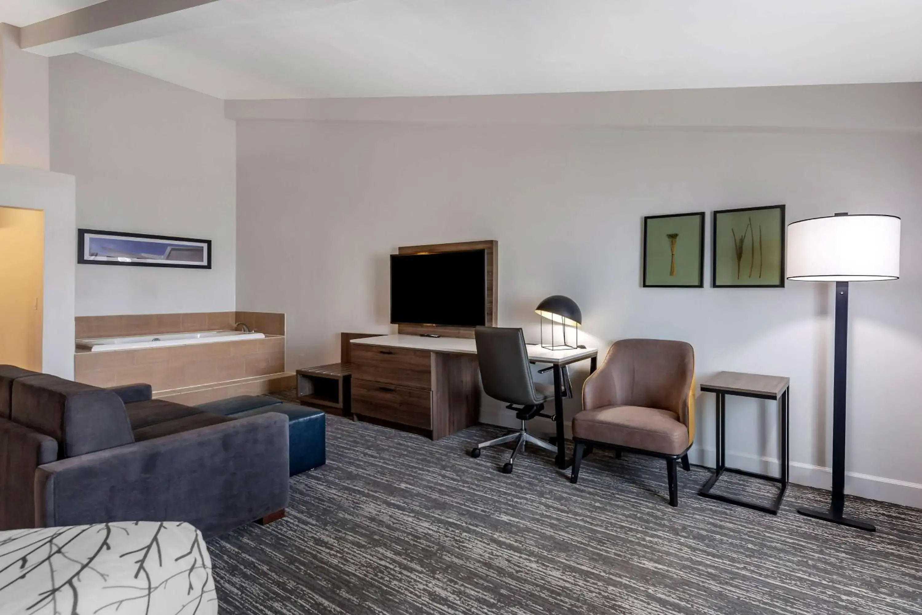 Photo of the whole room, Bed in Best Western Premier Denver East Photo of the whole room, Bed in Best Western Premier Denver East