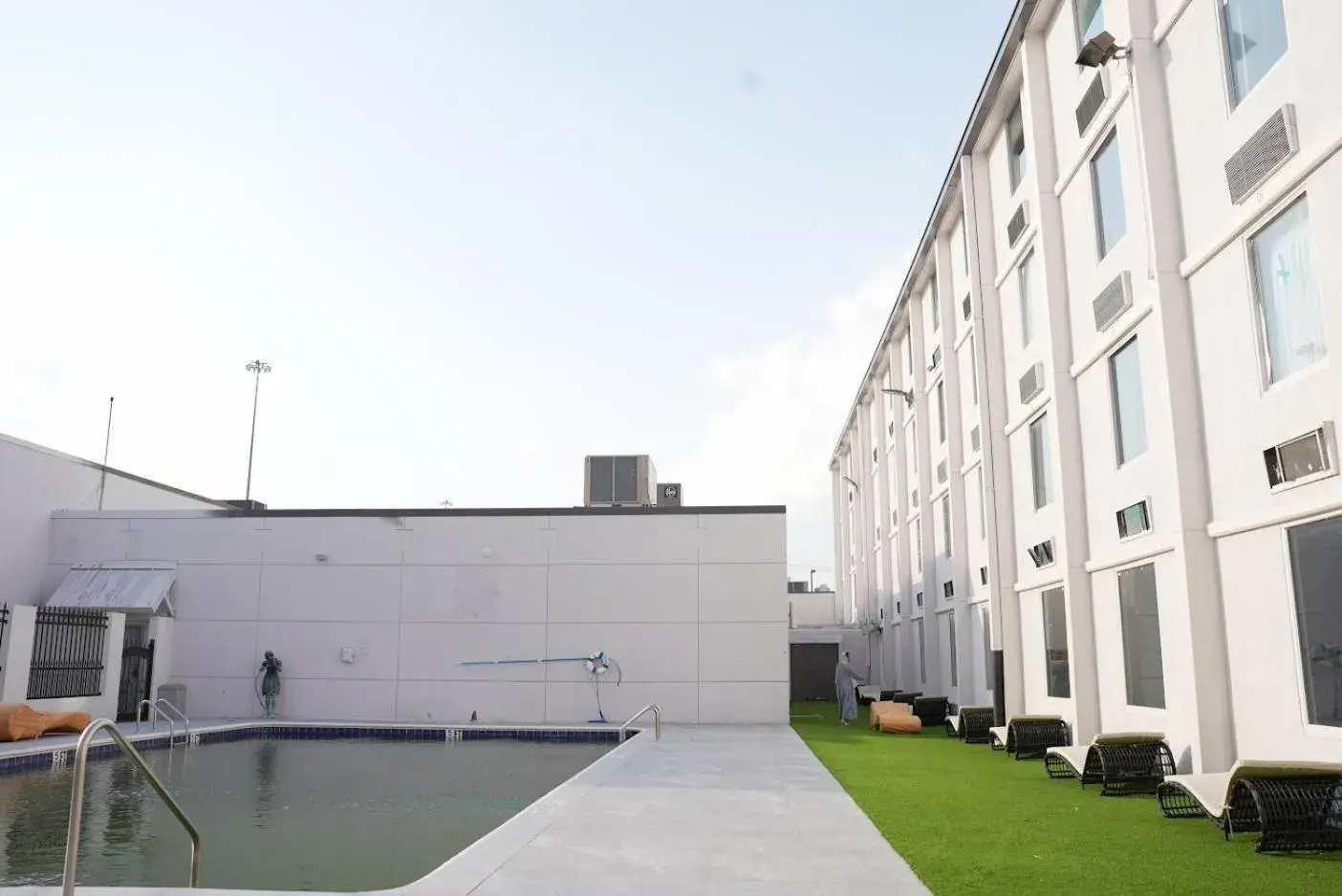 Property building in Wyndham DFW Airport Property building in Wyndham DFW Airport