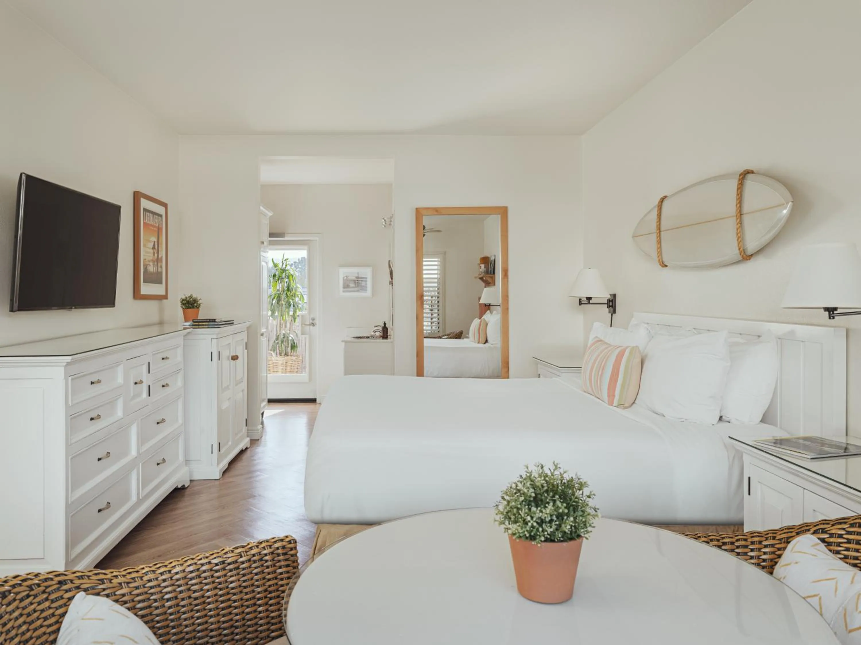 Bedroom, Bed in Laguna Beach House