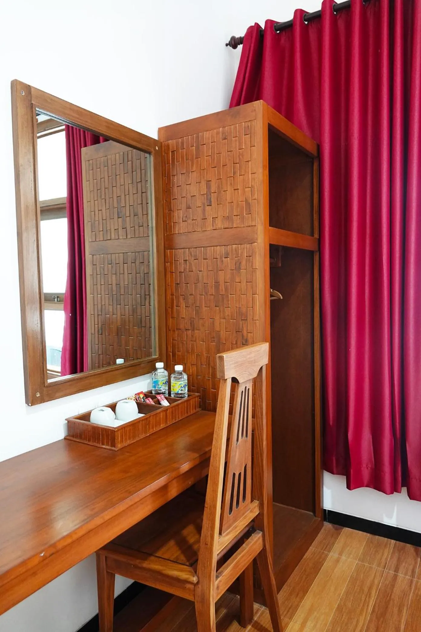 Coffee/tea facilities in Baratha Hotel & Resto