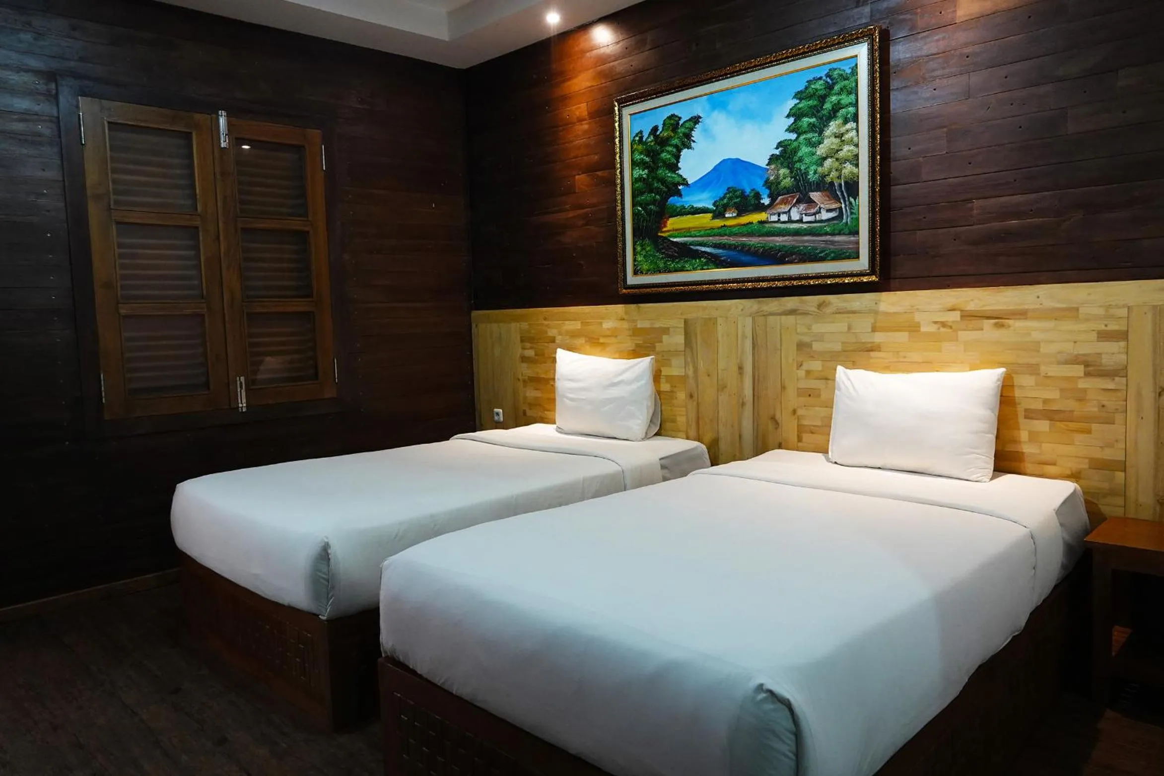 Bed in Baratha Hotel & Resto