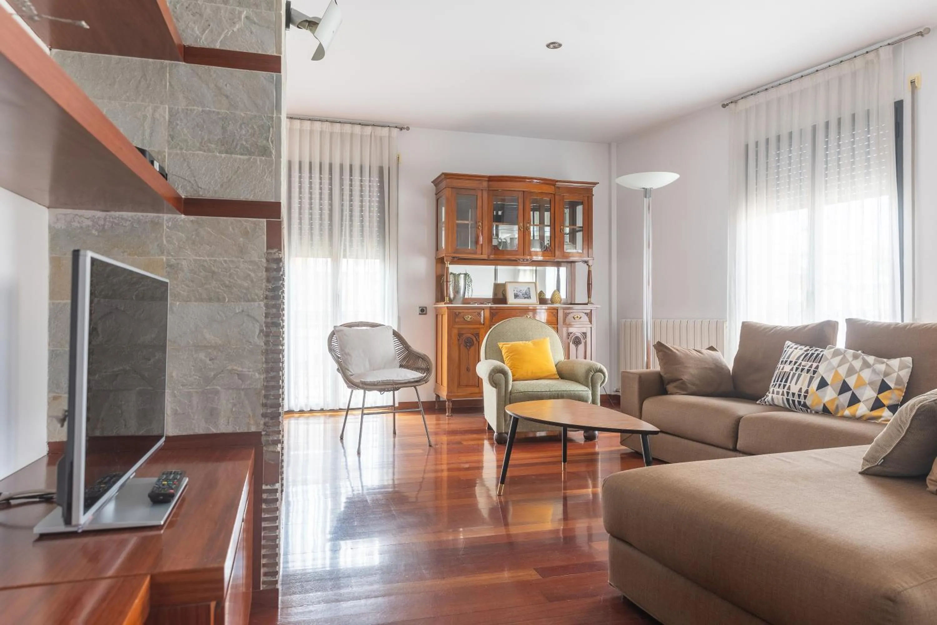 Mazi Apartments Colón