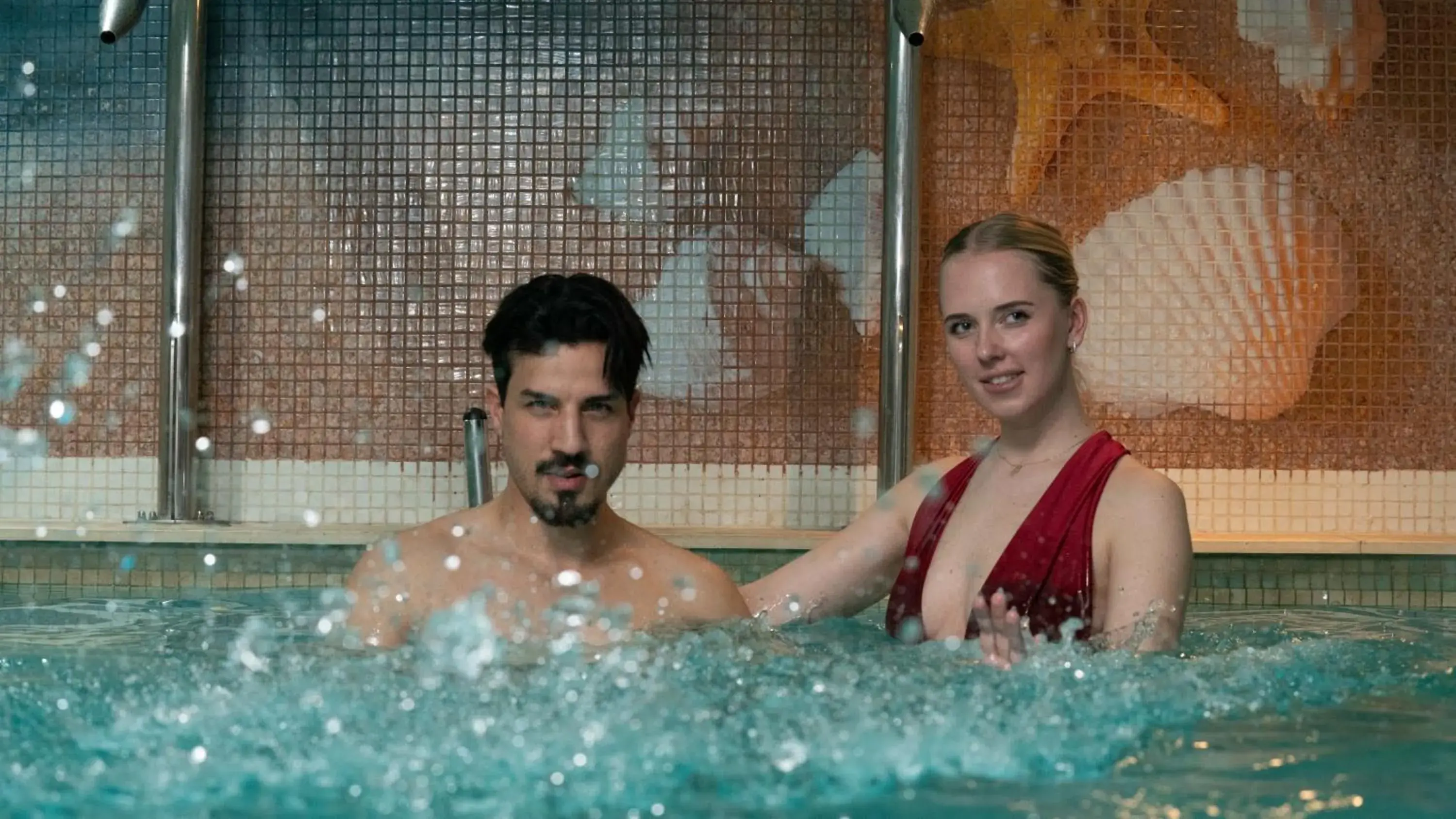 Swimming pool in New Hotel Piscine Wellness & Spa Swimming pool in New Hotel Piscine Wellness & Spa