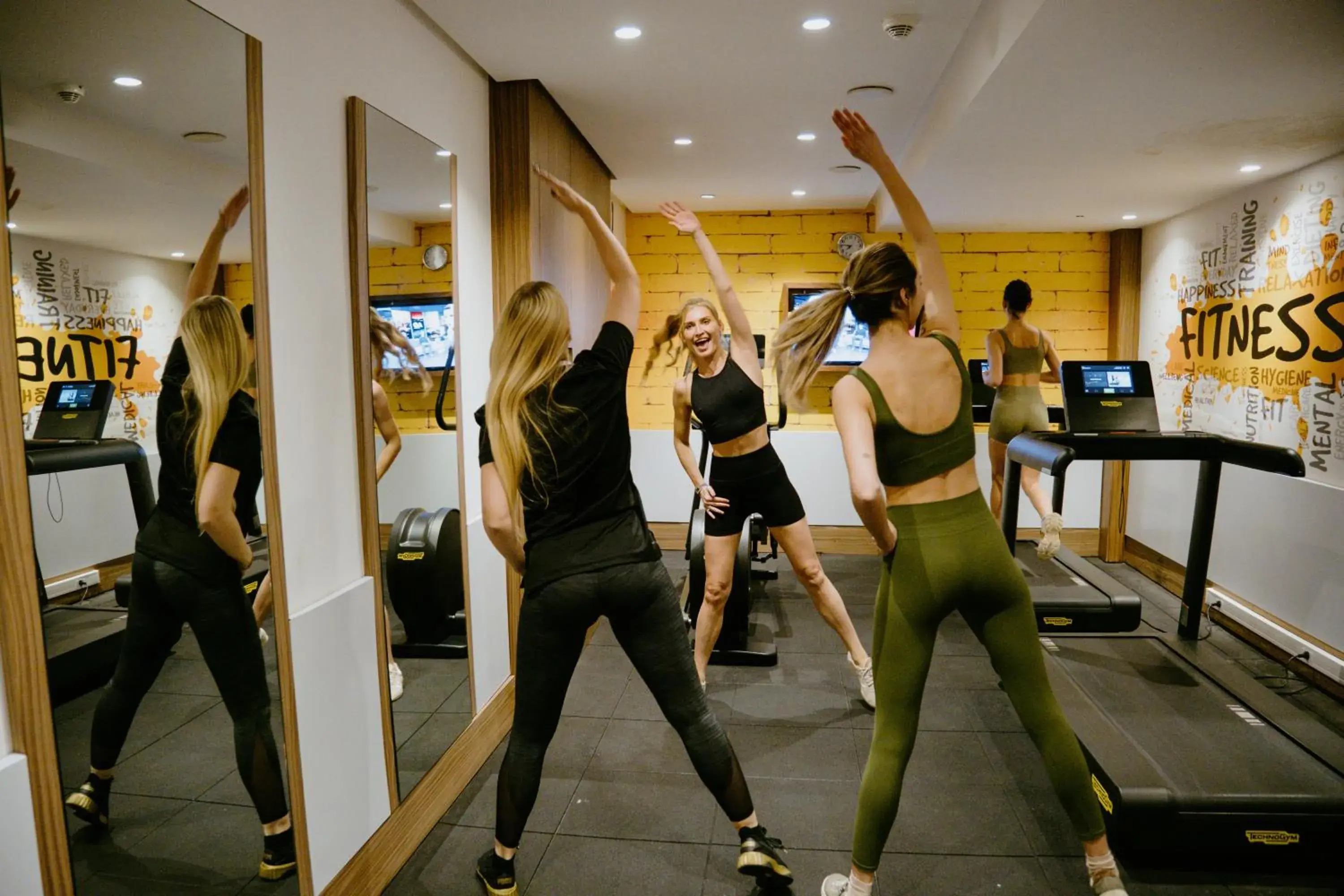 Fitness centre/facilities in New Hotel Piscine Wellness & Spa Fitness centre/facilities in New Hotel Piscine Wellness & Spa