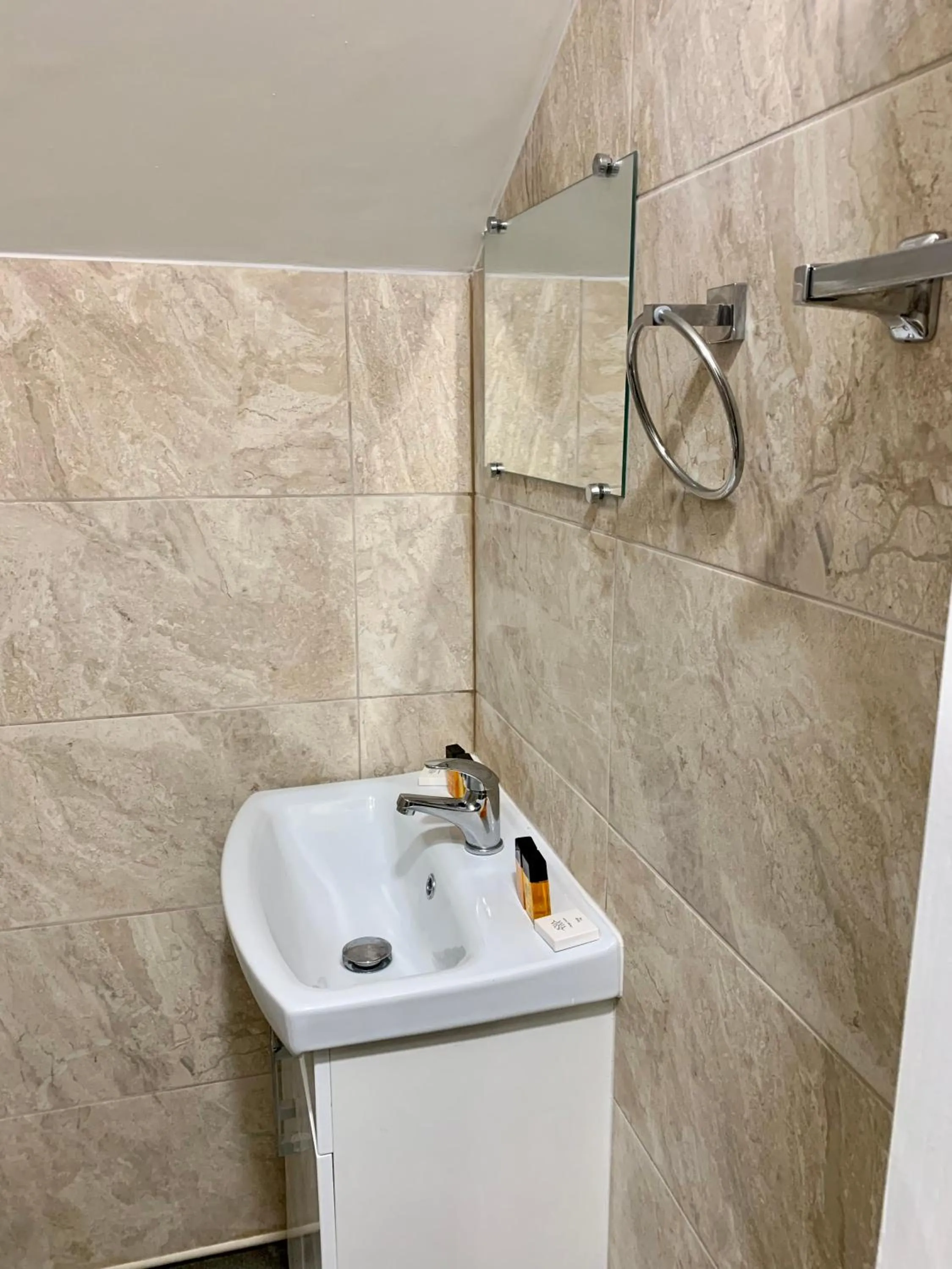 De Regency Style Hotel