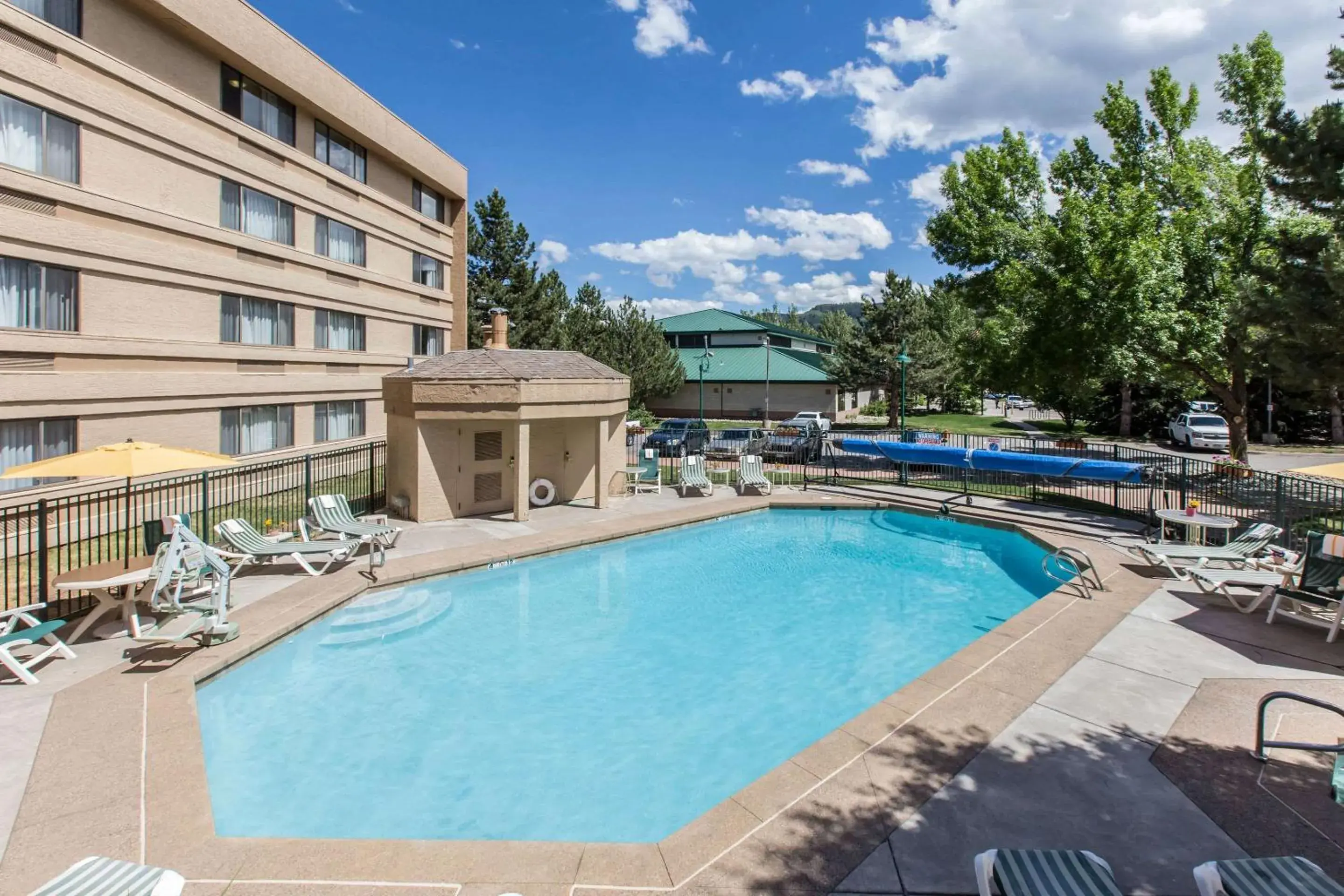 Swimming pool in Comfort Inn Near Vail Beaver Creek Swimming pool in Comfort Inn Near Vail Beaver Creek