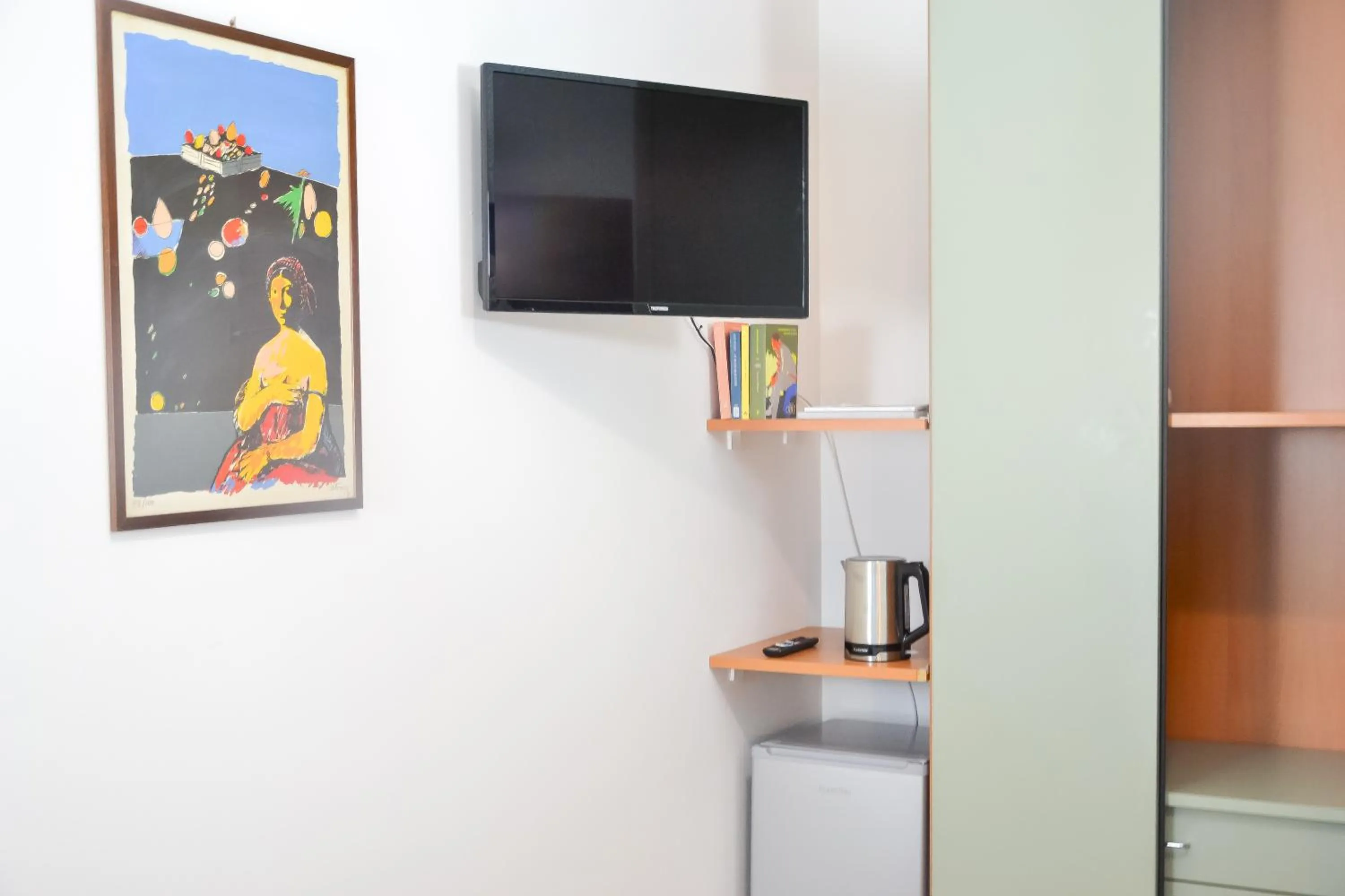 TV and multimedia in FlatMILAN