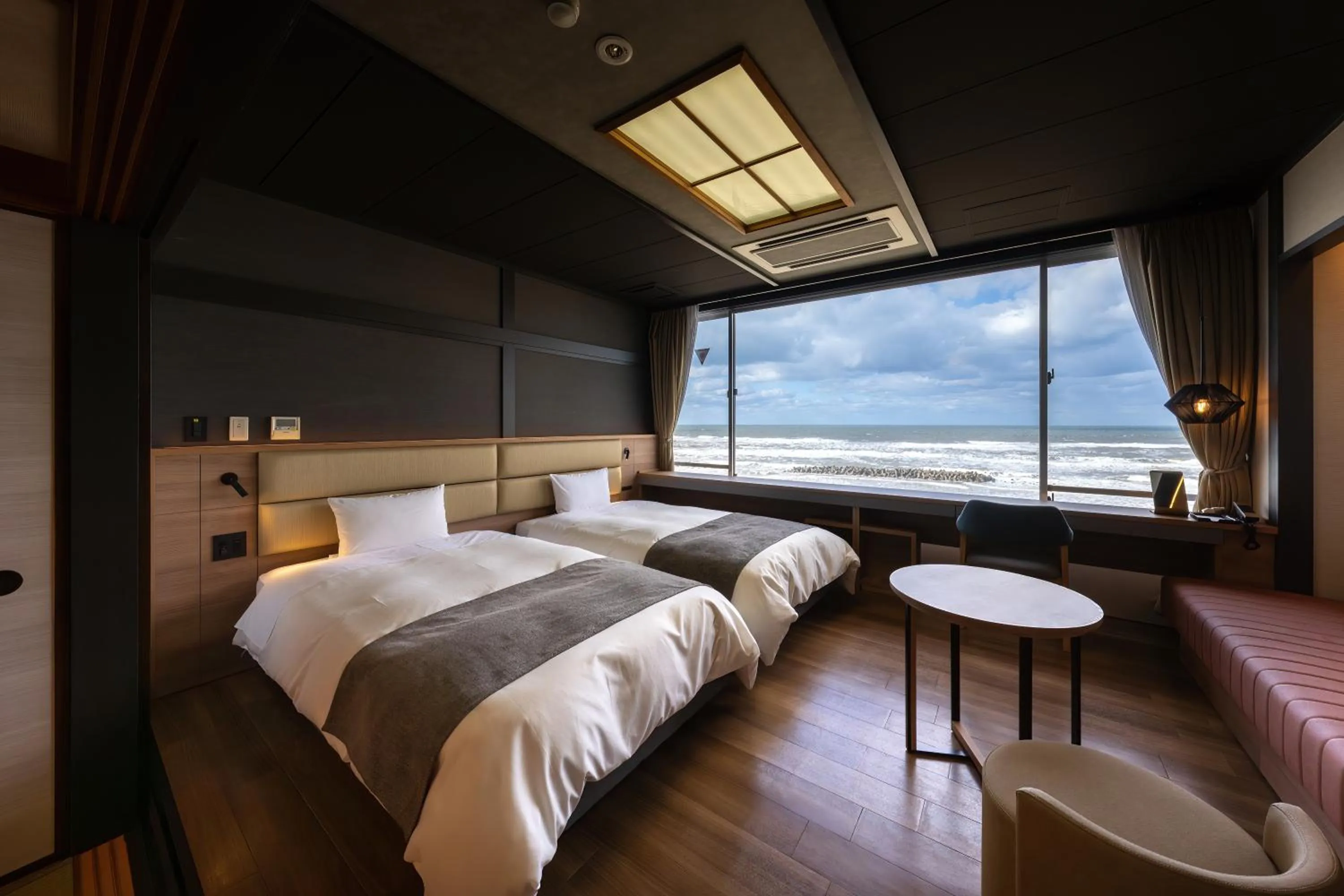 Bed in Ikkyu -Seaside Hotel-