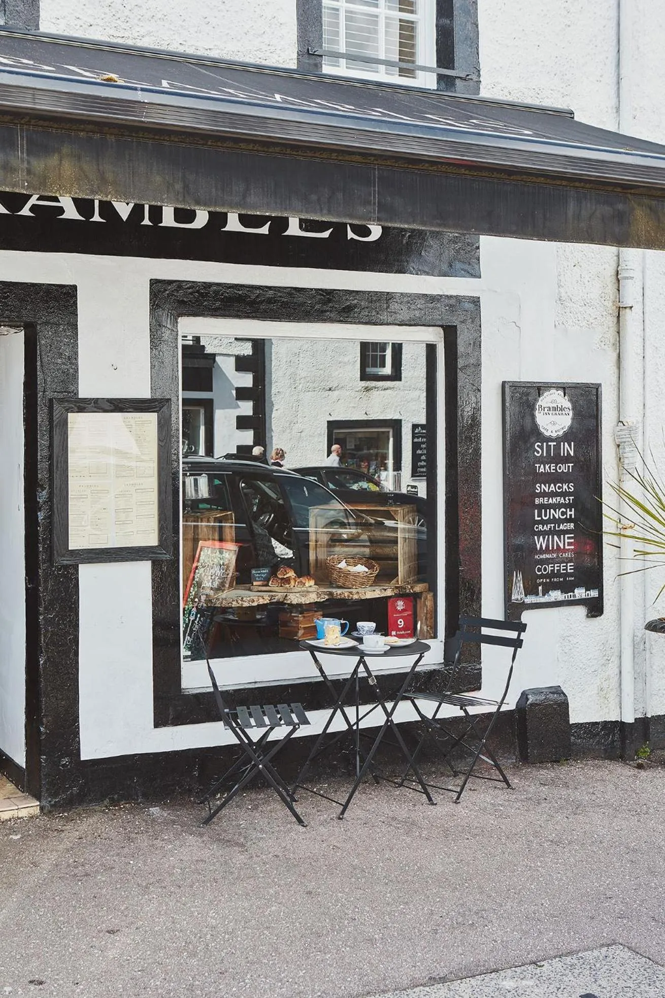 Property building in Brambles of Inveraray