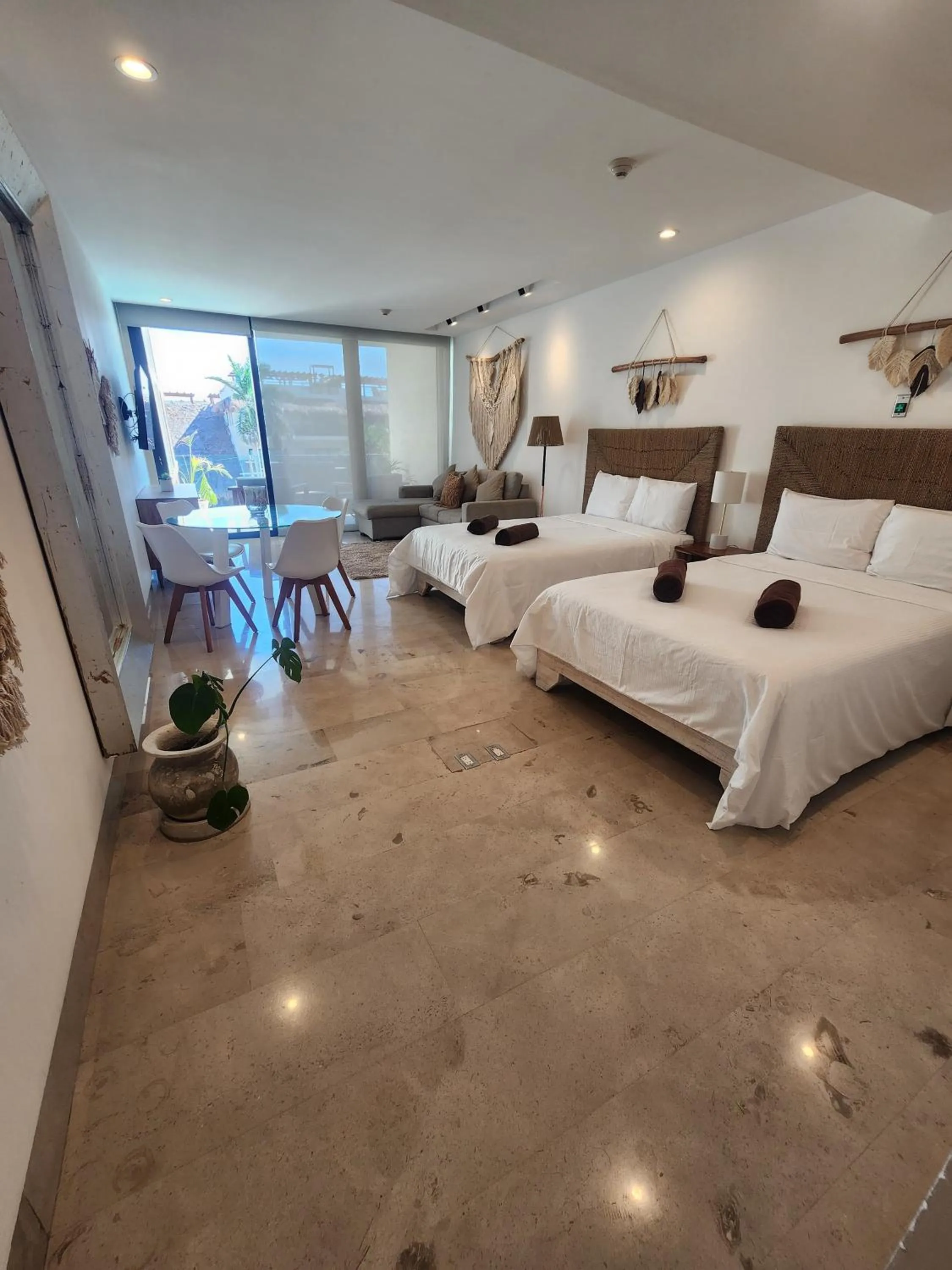 Bed in Oceana by ABNA