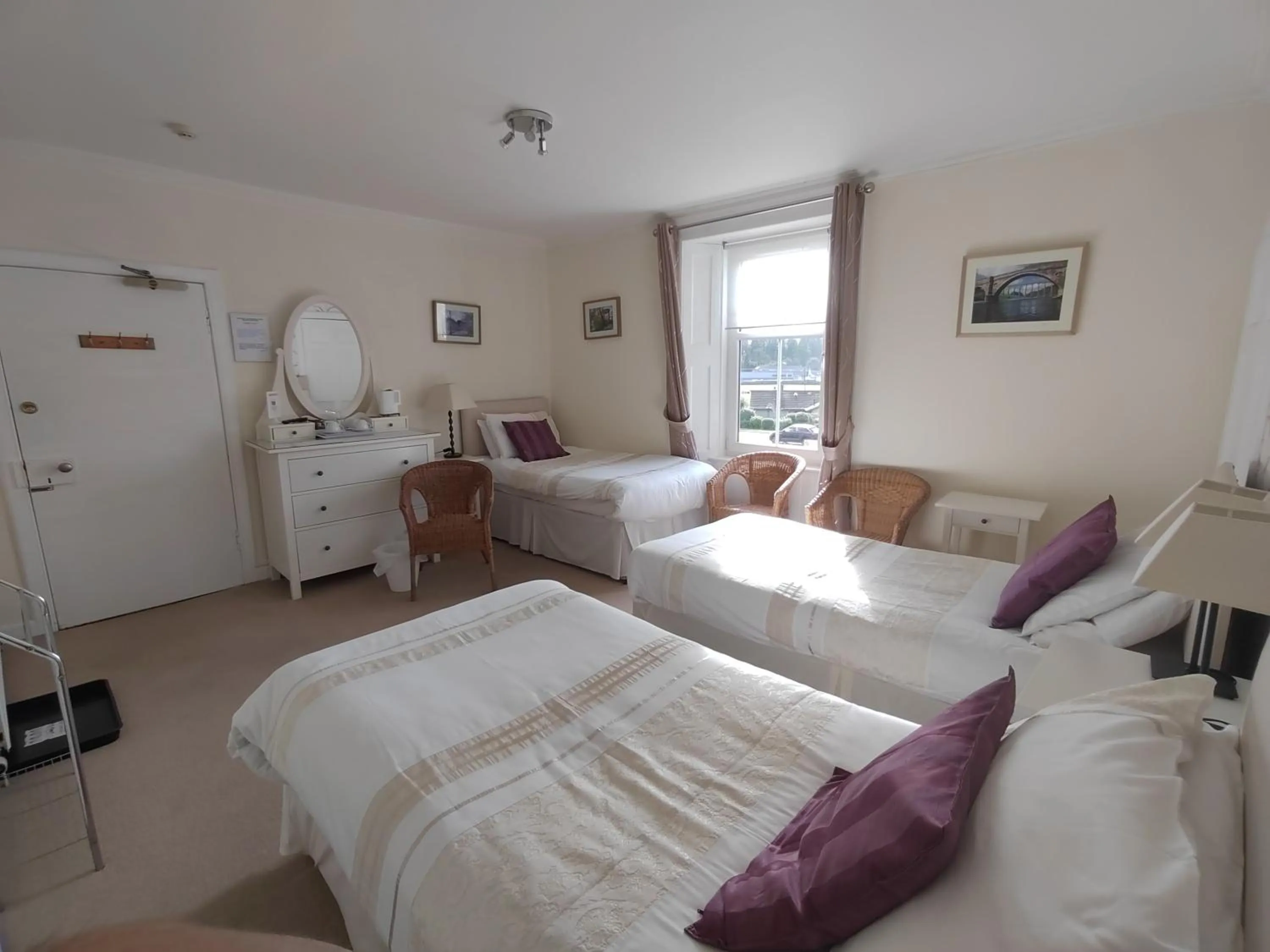 Bed in Broomfield House Bed and Breakfast